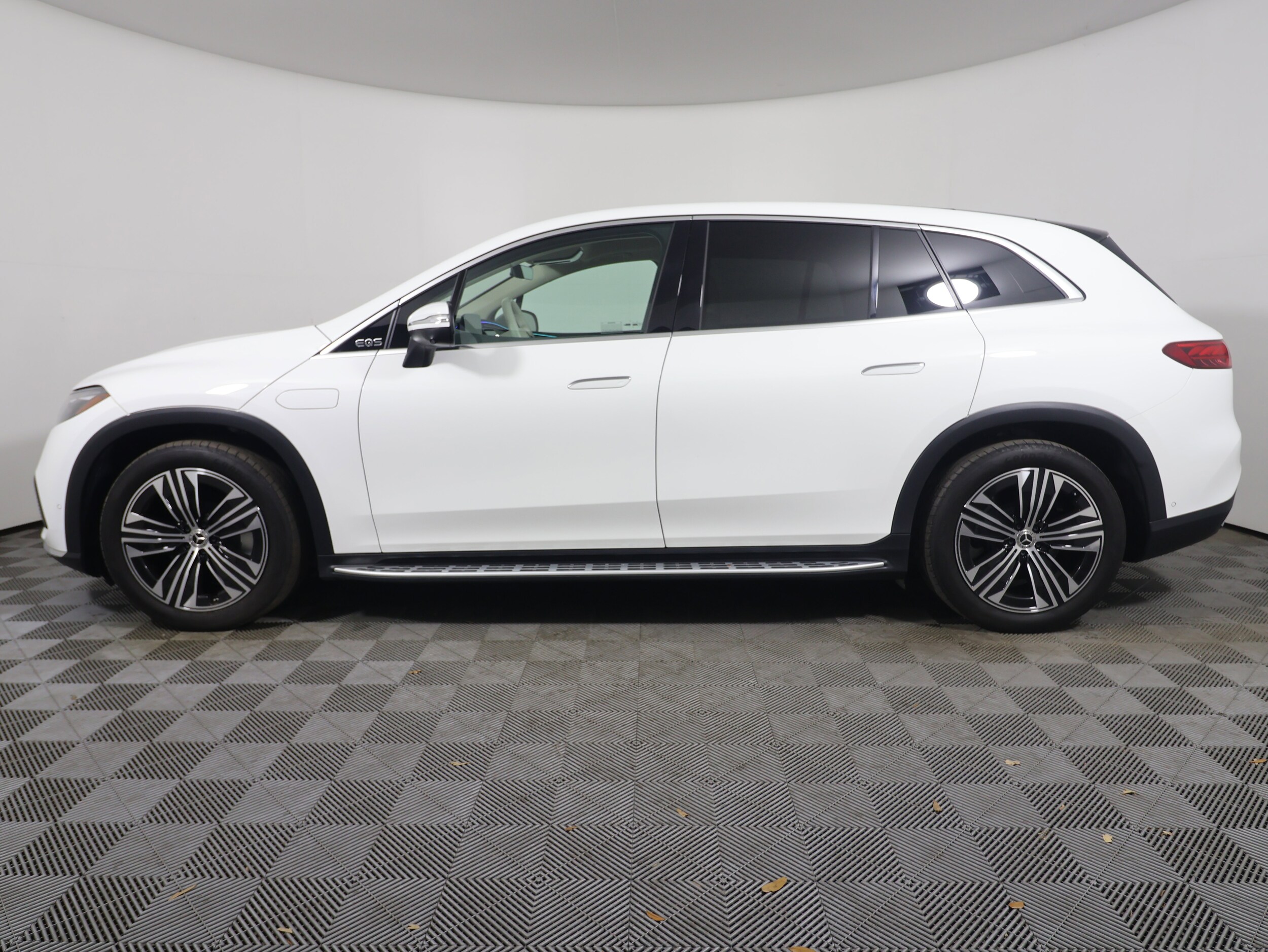 Used 2023 Mercedes-Benz EQS Base with VIN 4JGDM2DB0PA013974 for sale in Melbourne, FL