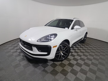 2023 Porsche Macan AWD SUV