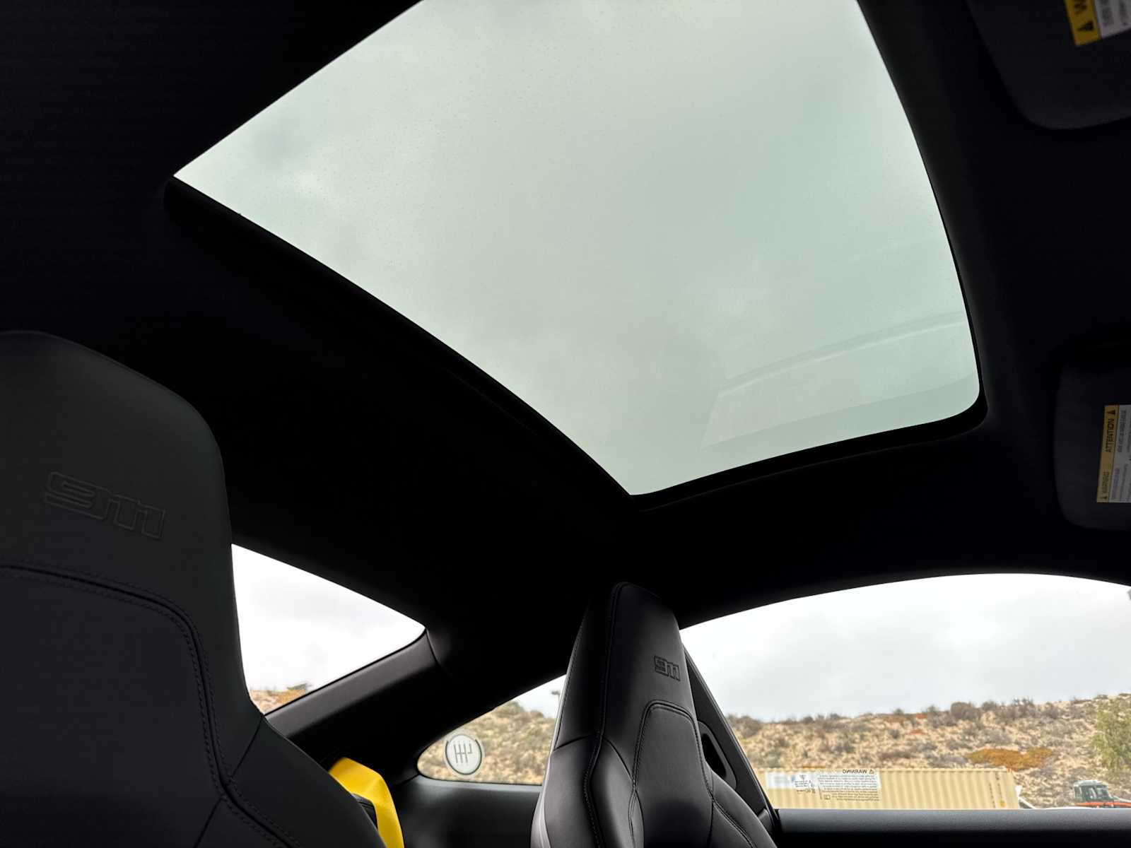 Thumbnail: 2025 Porsche 911 - 17