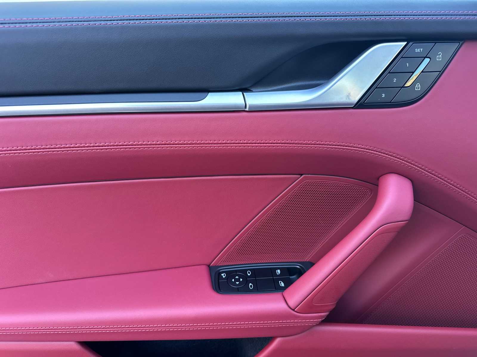 Thumbnail: 2026 Porsche 911 - 14