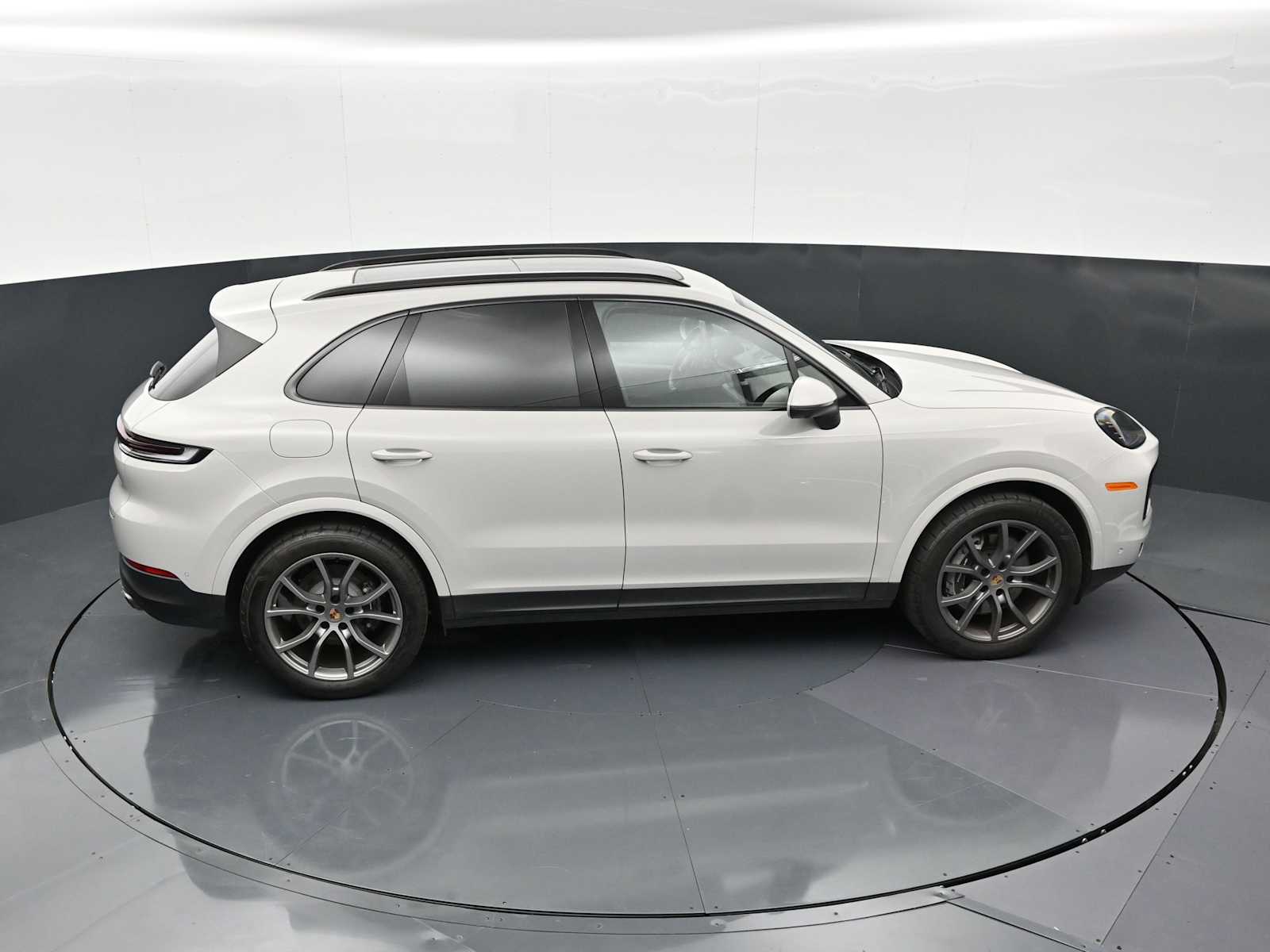 Thumbnail: 2025 Porsche Cayenne - 33