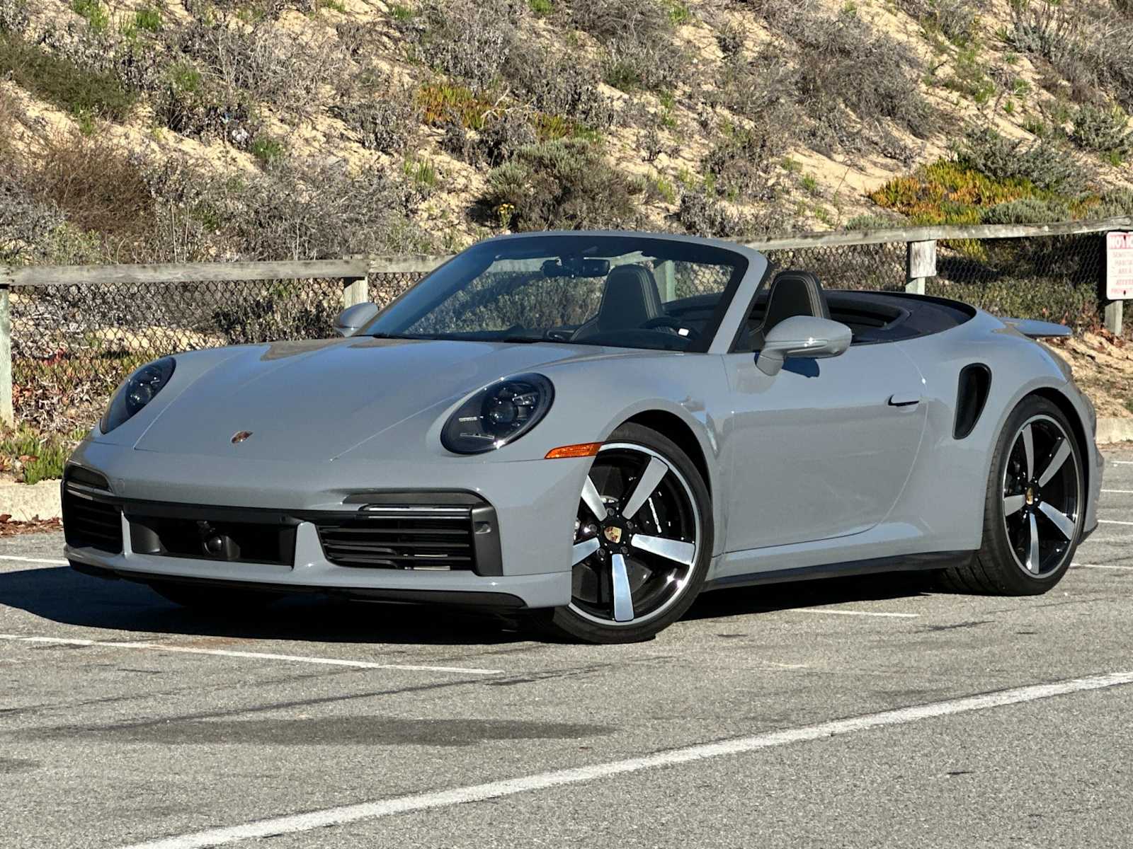 Thumbnail: 2023 Porsche 911 - 1