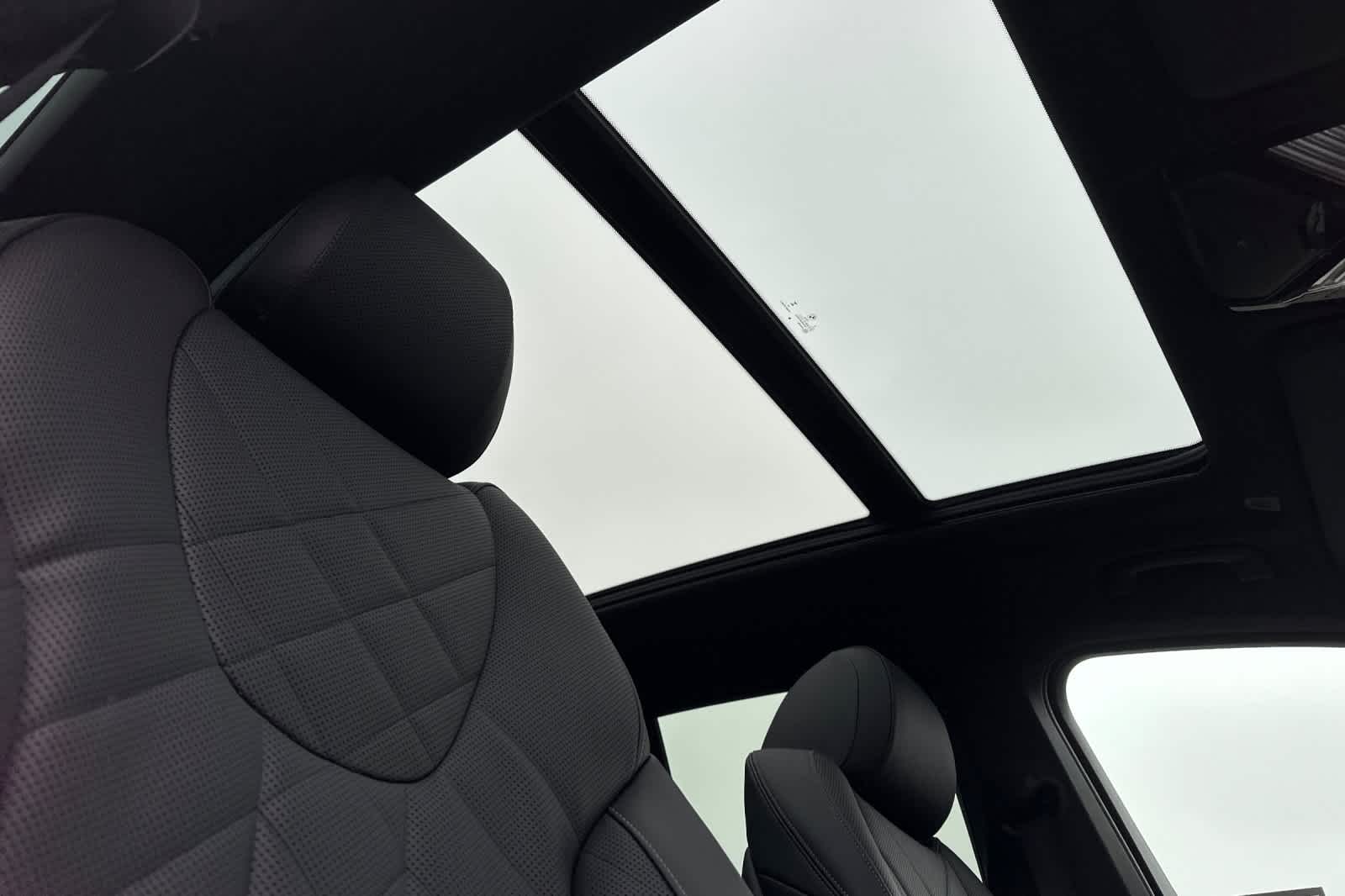 Thumbnail: 2025 BMW X5 - 18