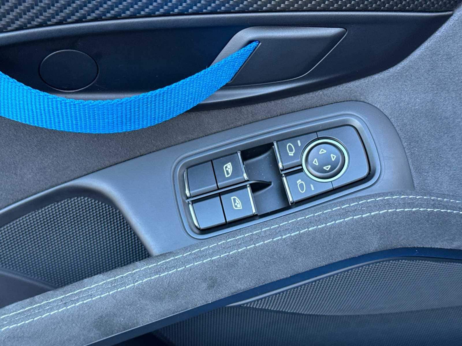 Thumbnail: 2025 Porsche 718 Cayman - 13