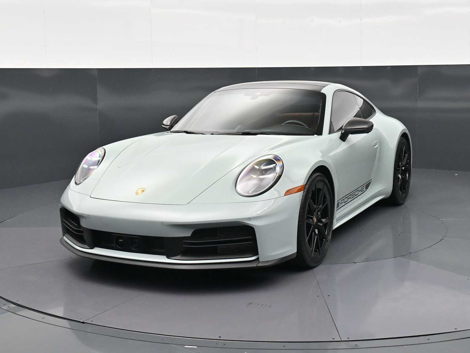 Thumbnail: 2025 Porsche 911 - 25