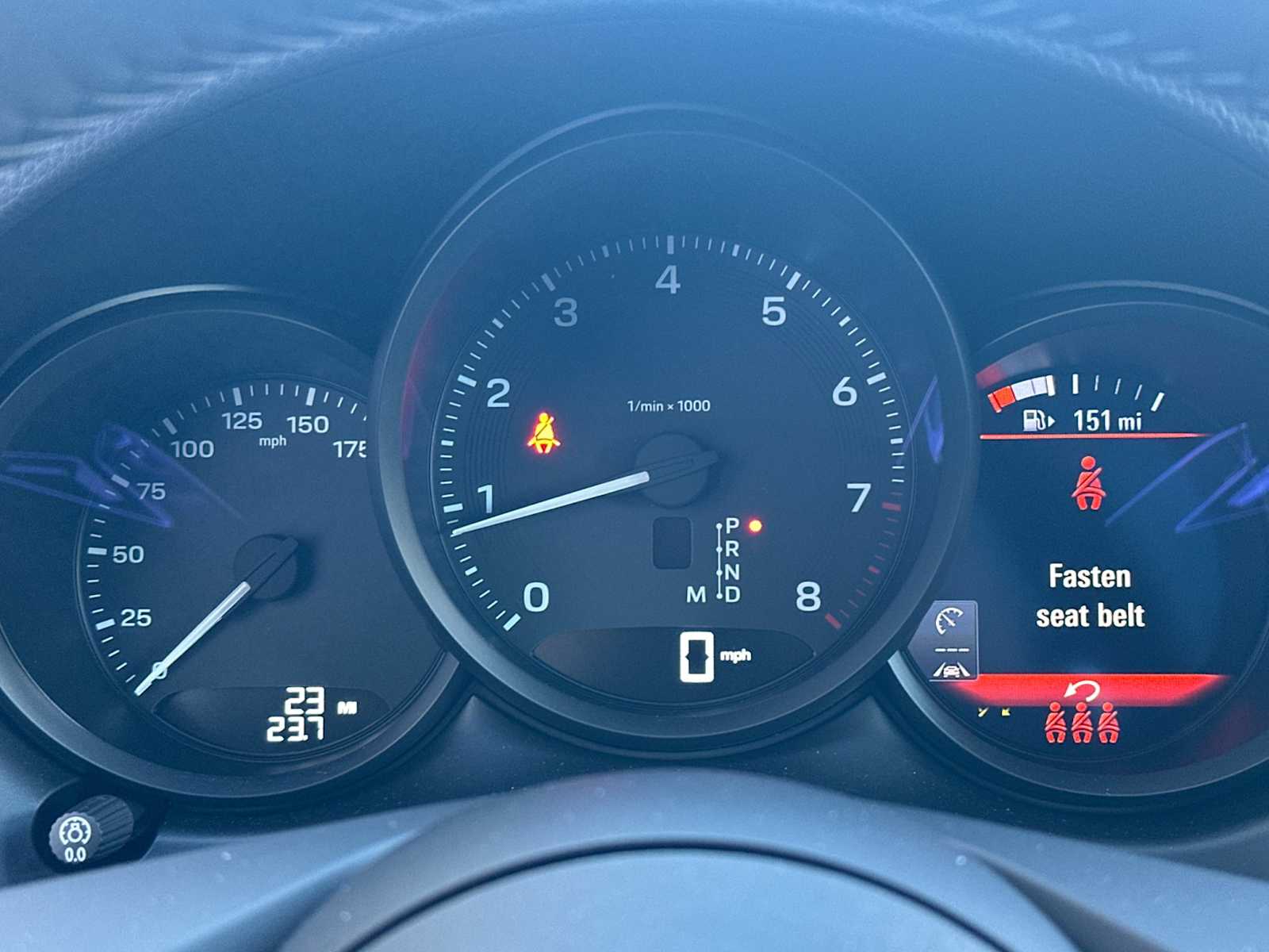 Thumbnail: 2026 Porsche Macan - 26