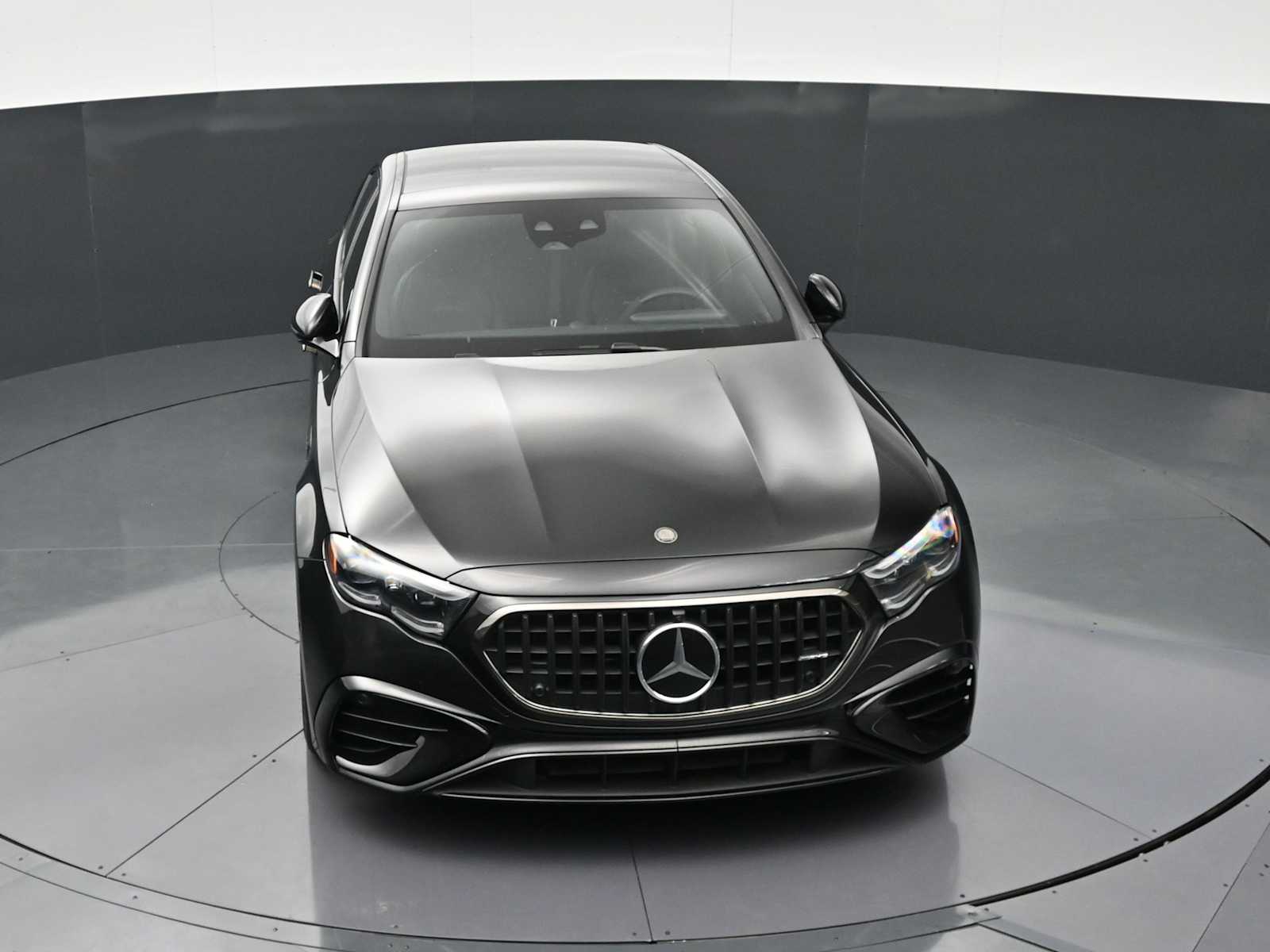 Thumbnail: 2025 Mercedes-Benz E-Class - 36
