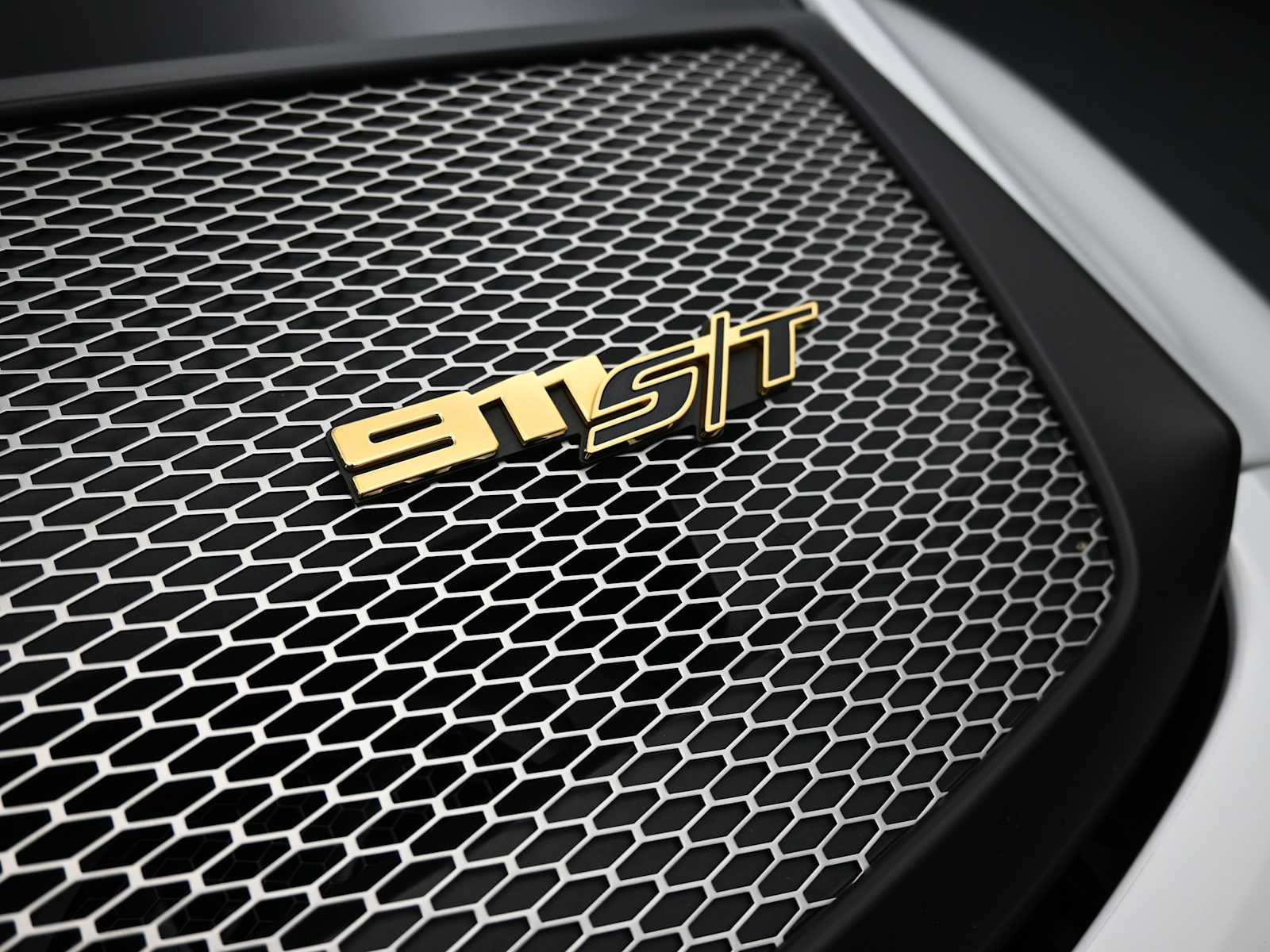 Thumbnail: 2024 Porsche 911 - 25