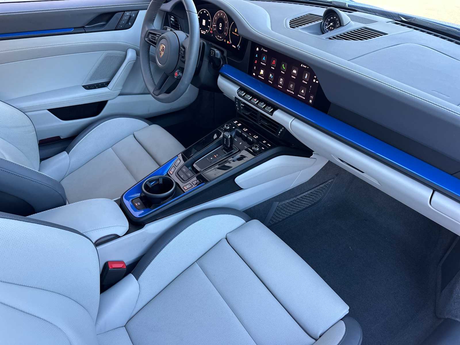 Thumbnail: 2025 Porsche 911 - 17