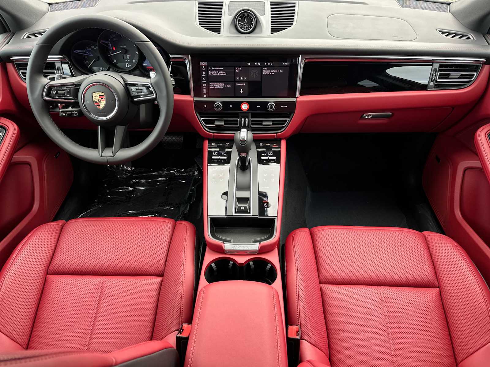 Thumbnail: 2026 Porsche Macan - 6