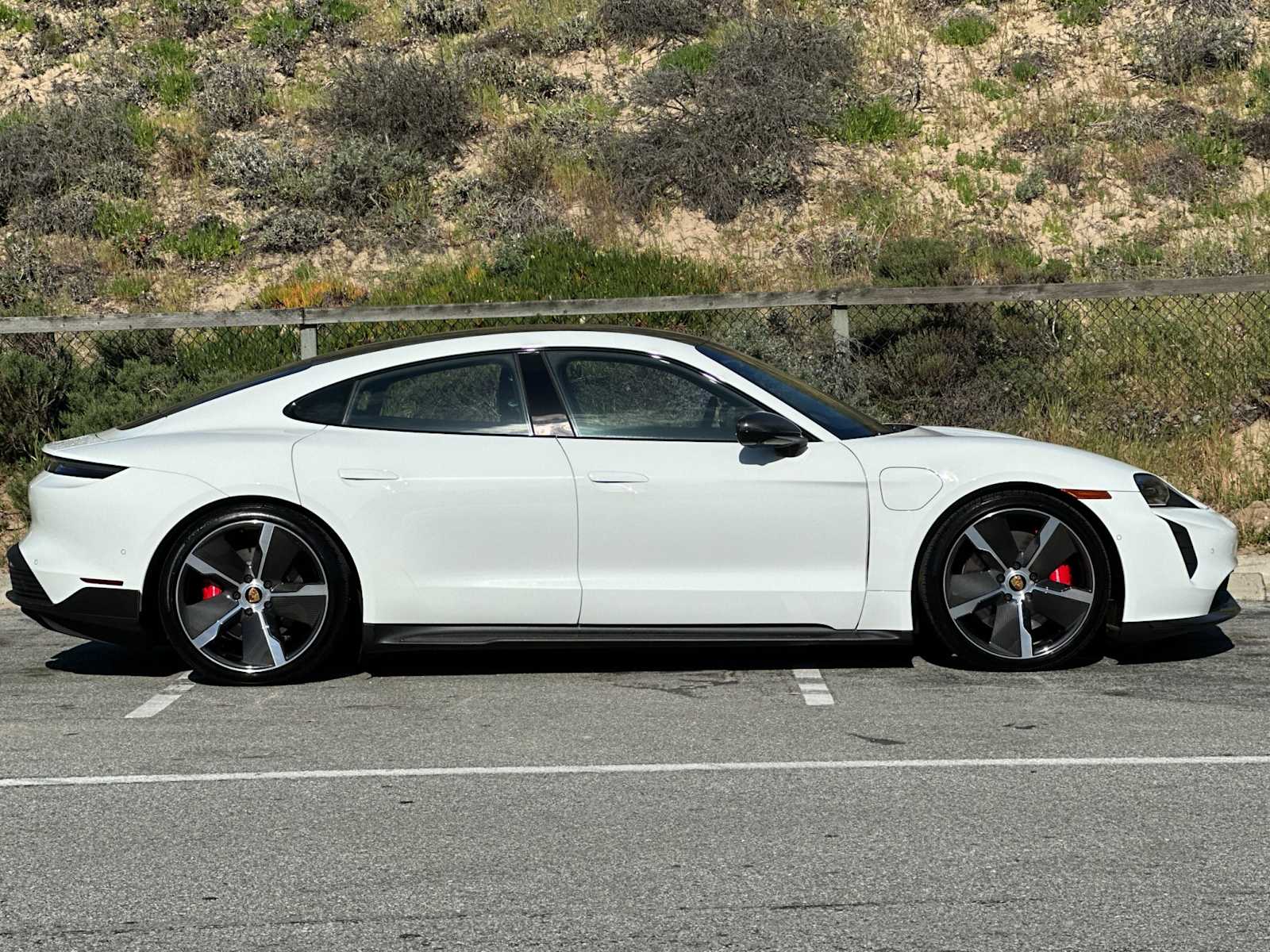 Thumbnail: 2024 Porsche Taycan - 9