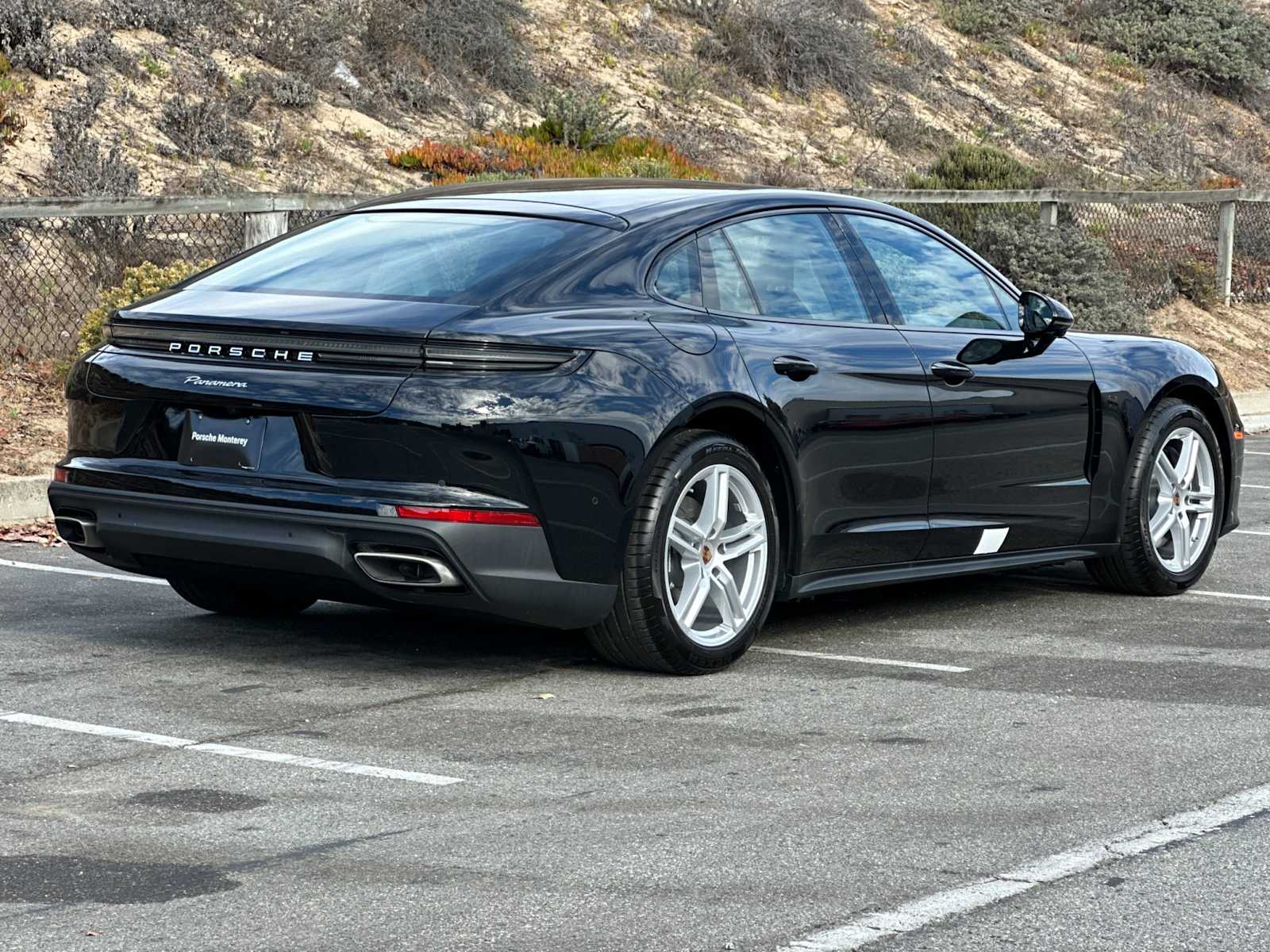 Thumbnail: 2025 Porsche Panamera - 7