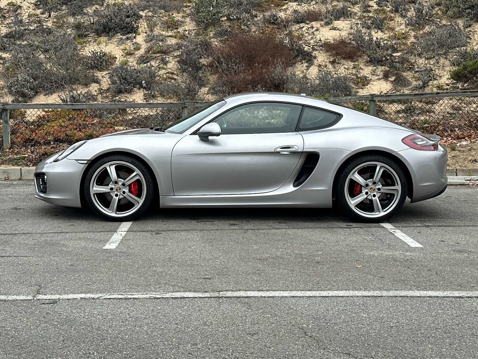 Thumbnail: 2016 Porsche Cayman - 2