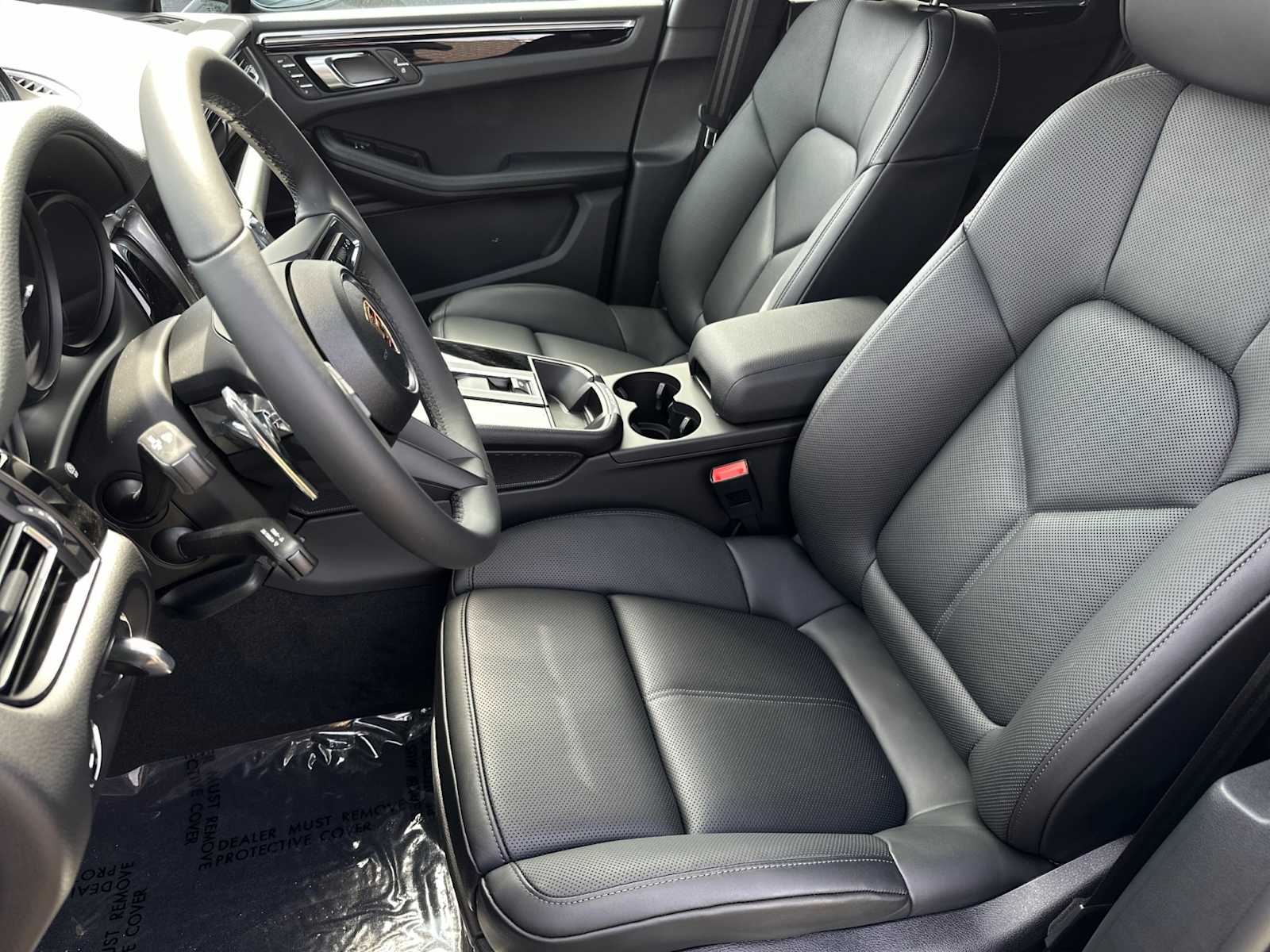 Thumbnail: 2024 Porsche Macan - 26