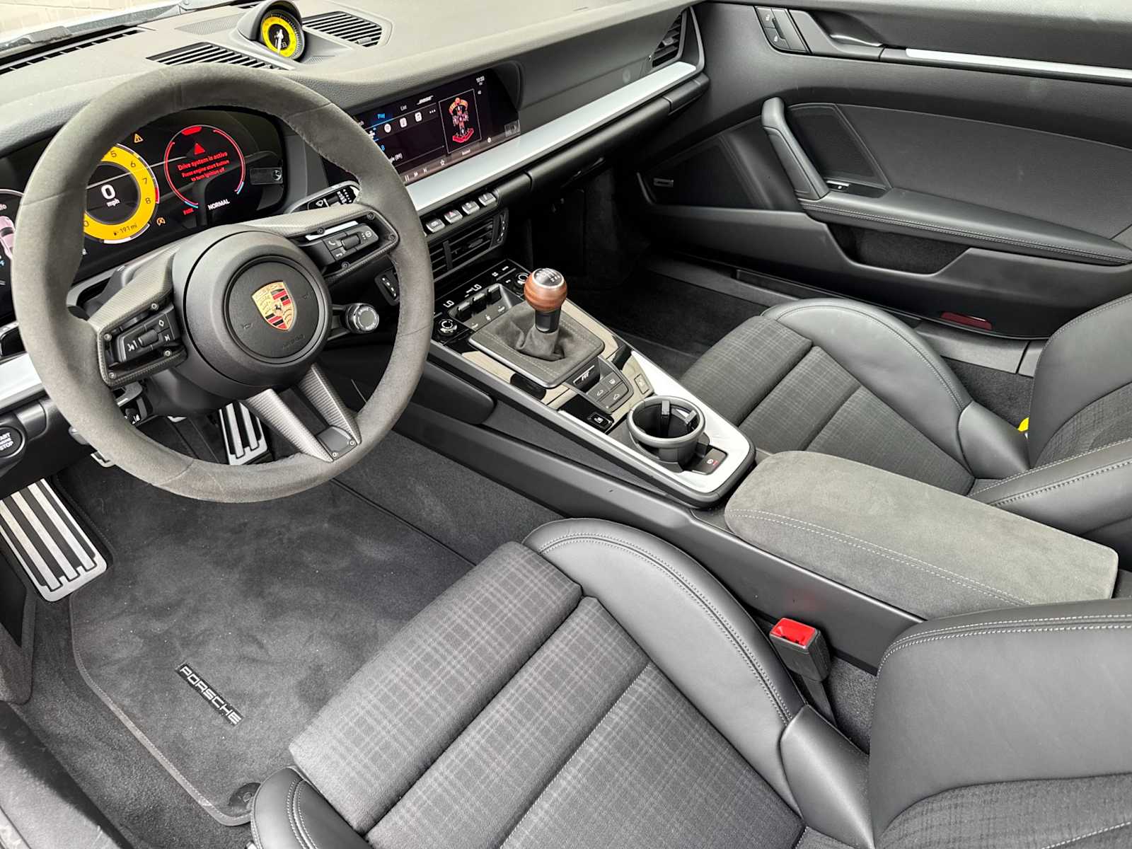 Thumbnail: 2025 Porsche 911 - 4