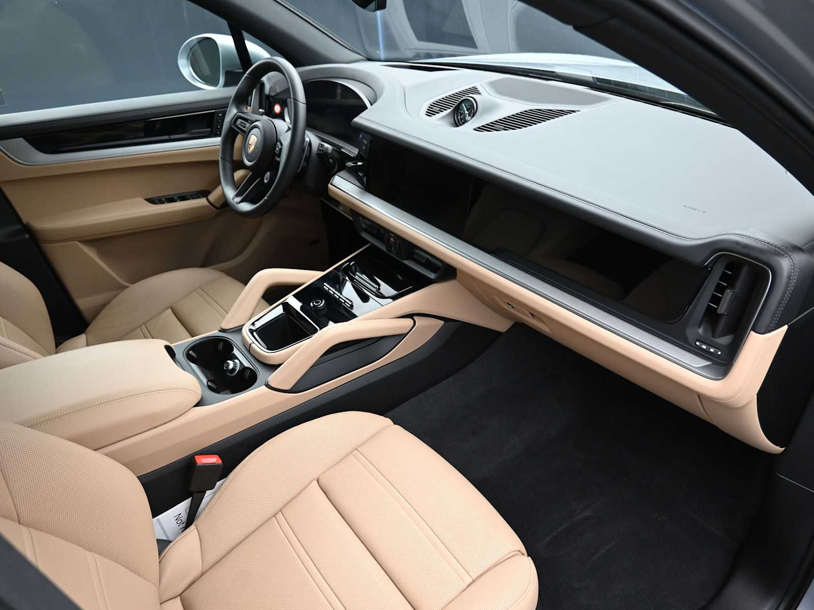 Thumbnail: 2026 Porsche Cayenne - 22