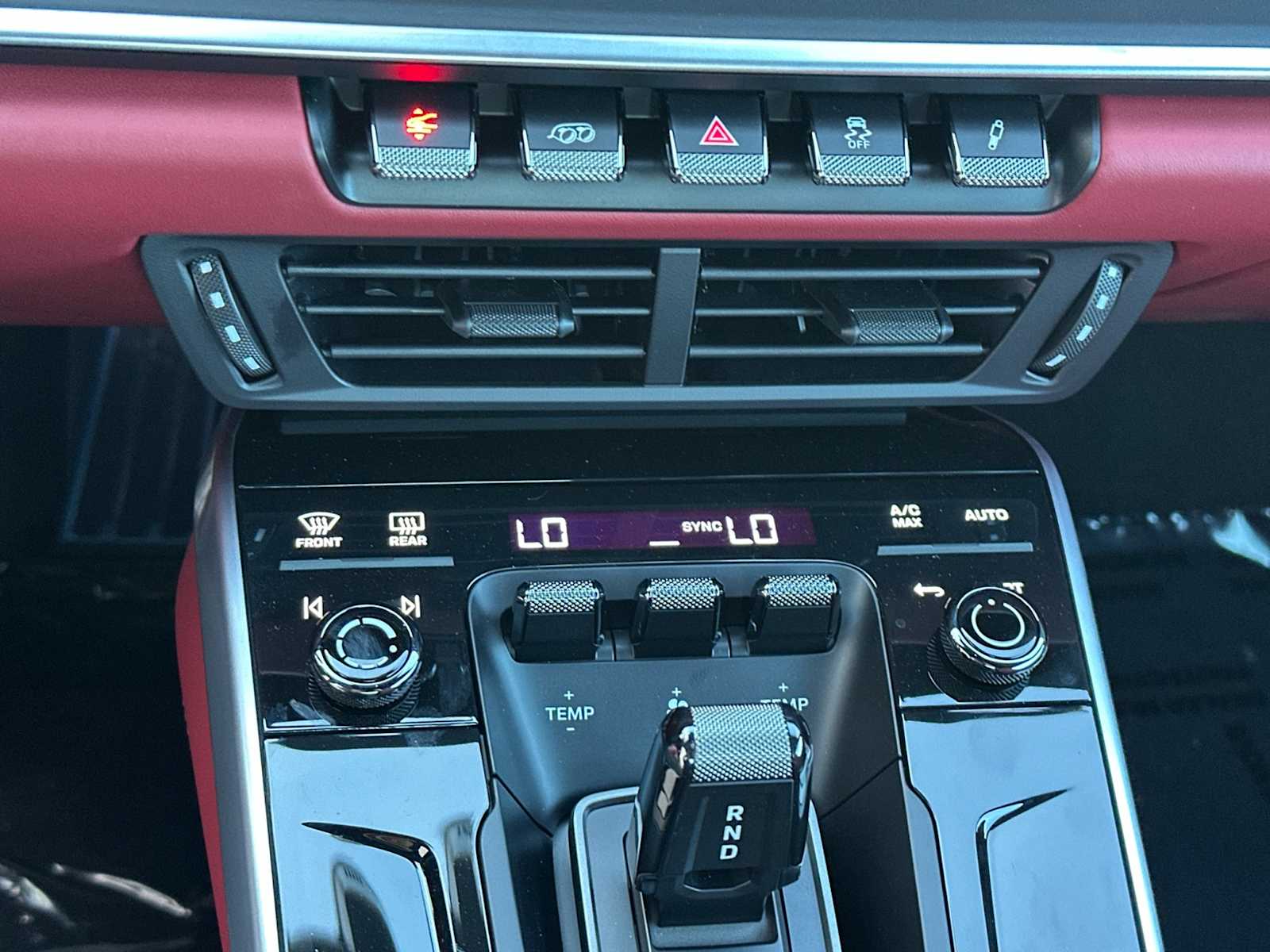 Thumbnail: 2026 Porsche 911 - 22