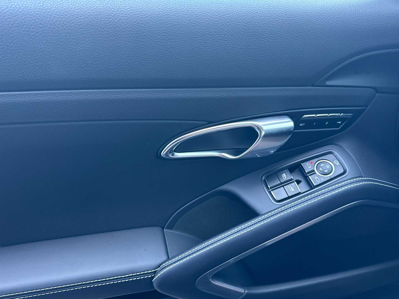 Thumbnail: 2025 Porsche 718 Boxster - 14