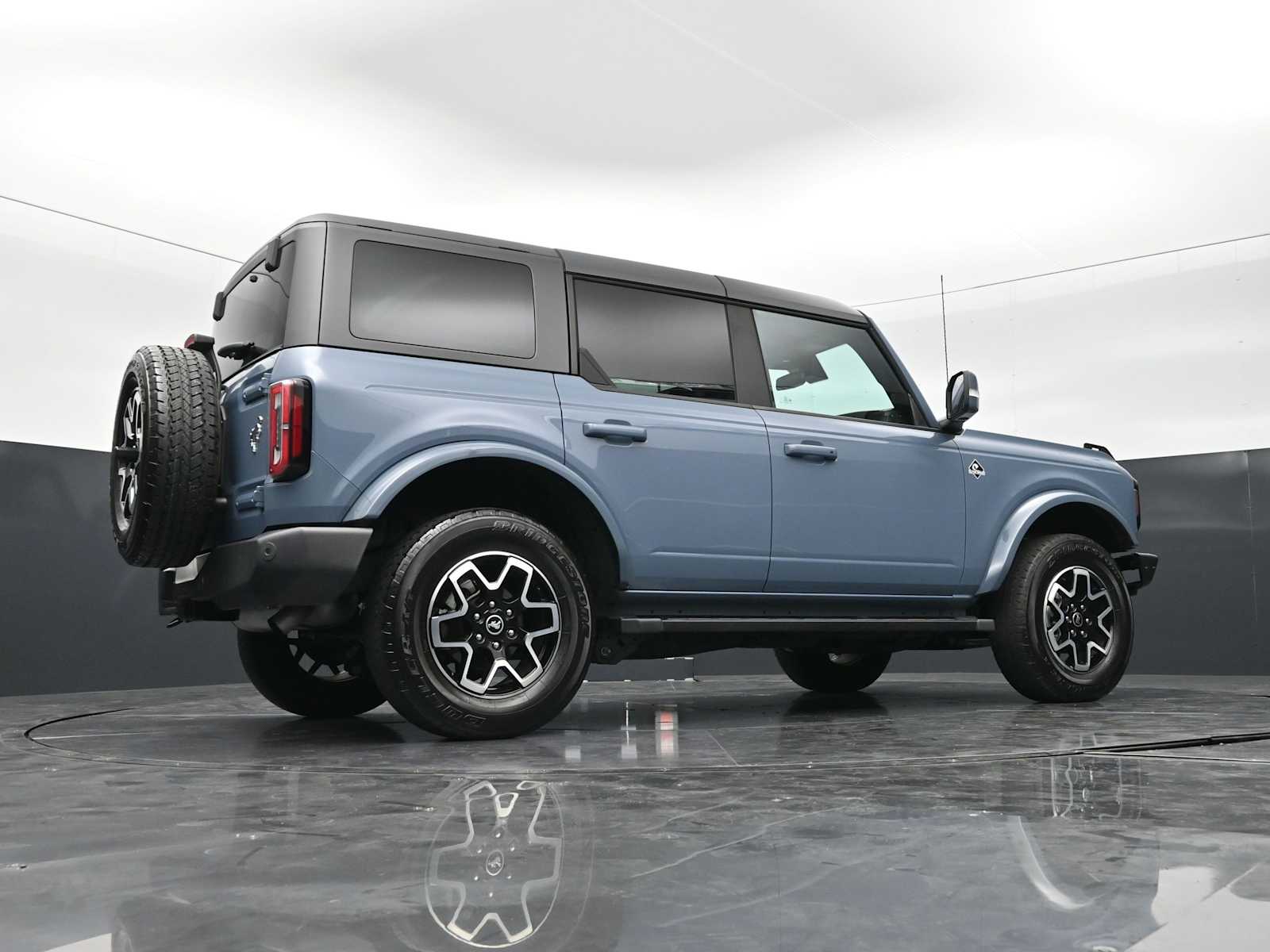 Thumbnail: 2023 Ford Bronco - 41