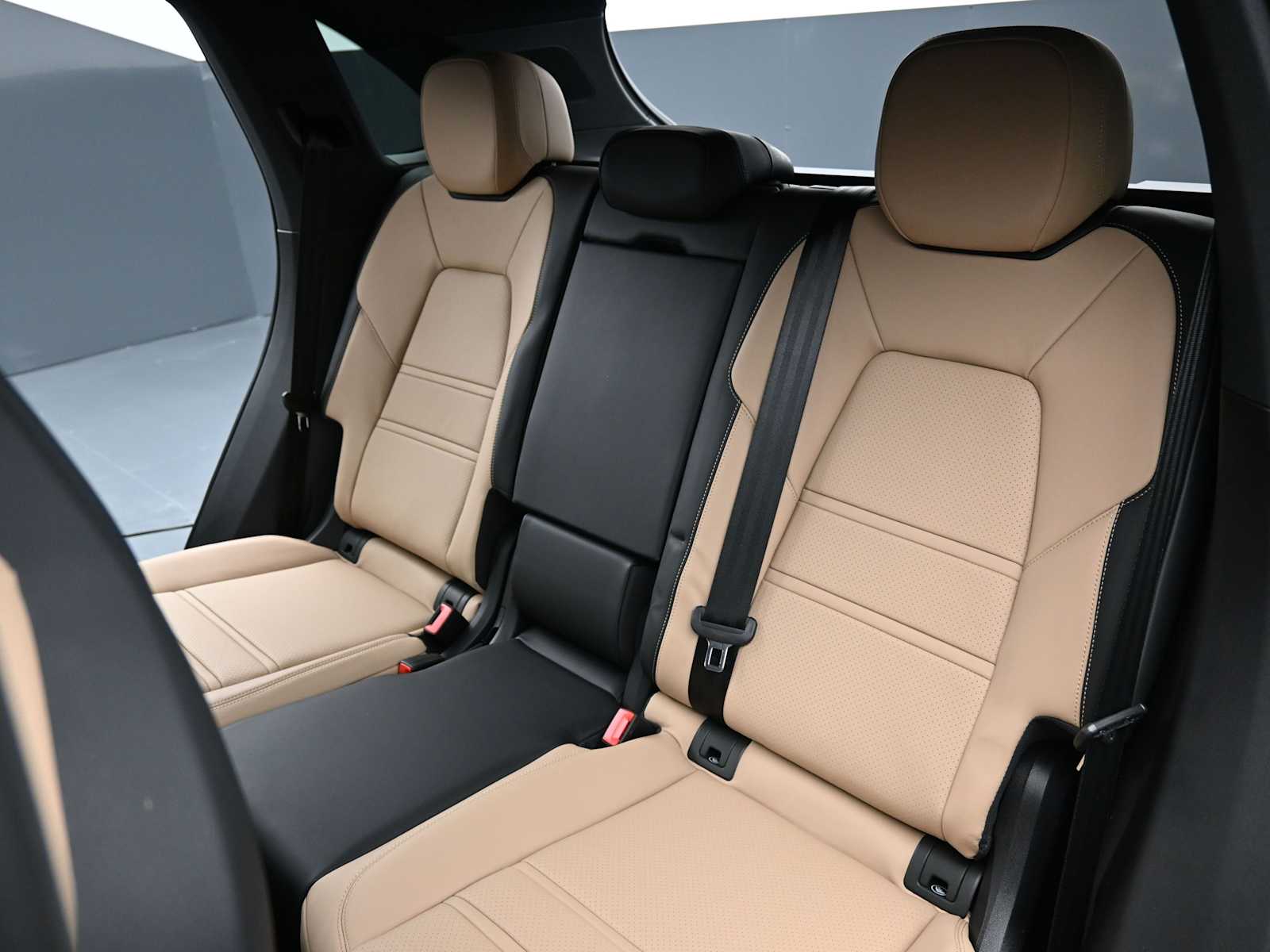 Thumbnail: 2026 Porsche Cayenne - 19