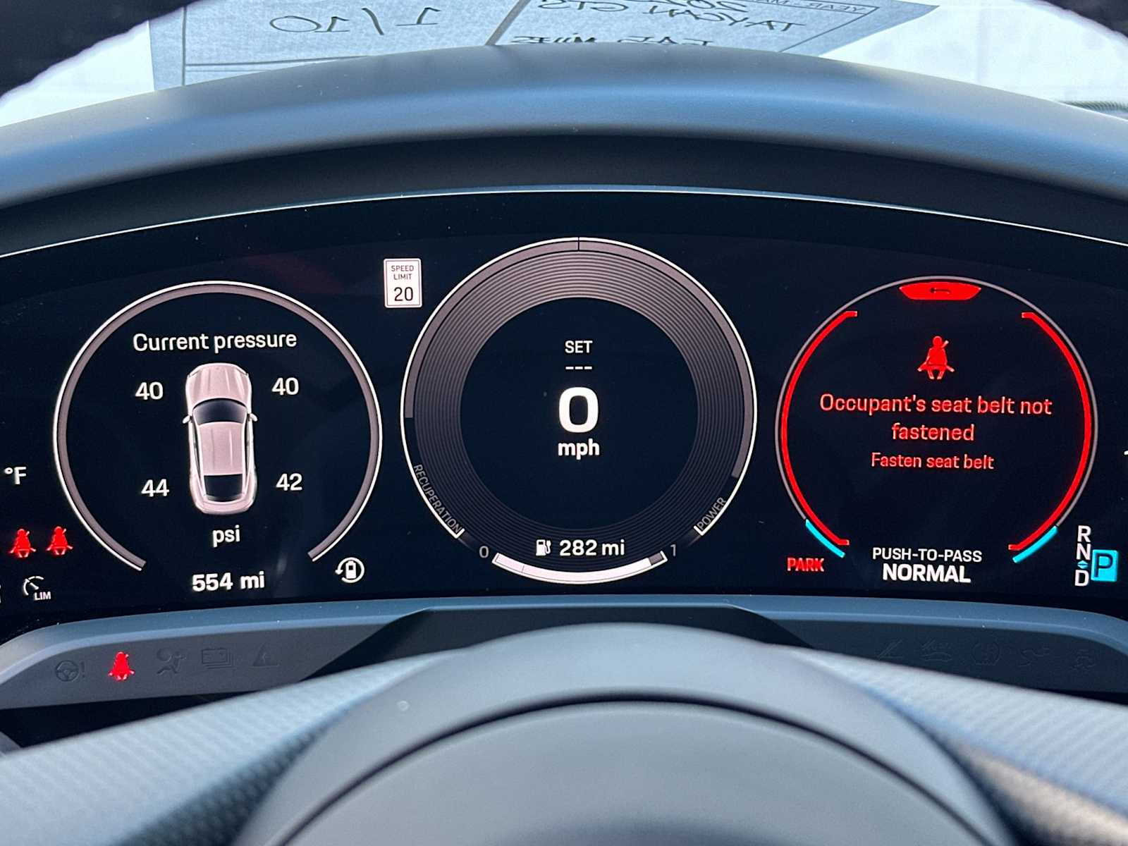 Thumbnail: 2025 Porsche Taycan - 25