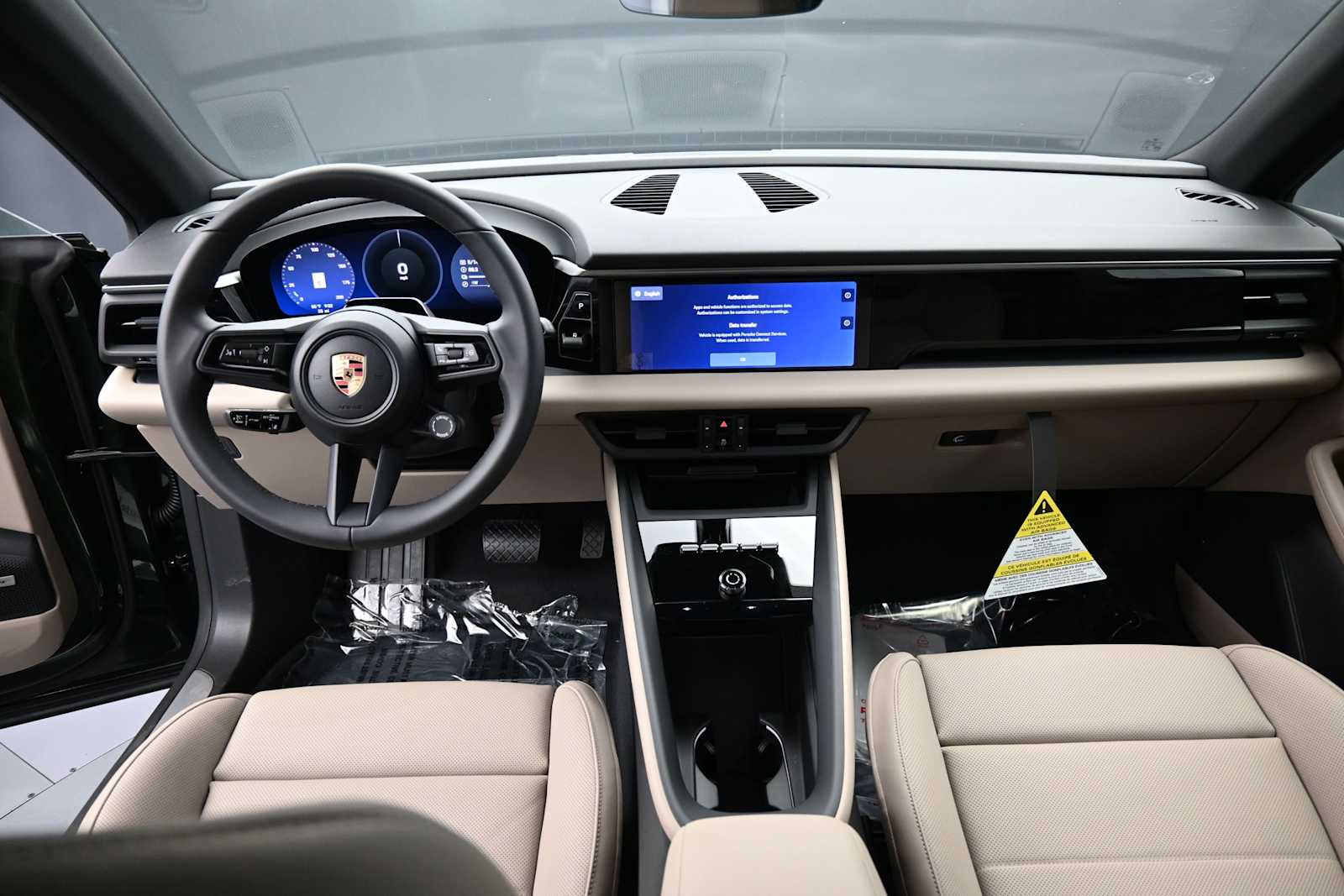 Thumbnail: 2026 Porsche Macan - 6