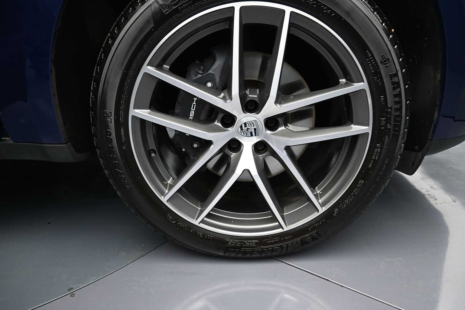 Thumbnail: 2026 Porsche Macan - 20