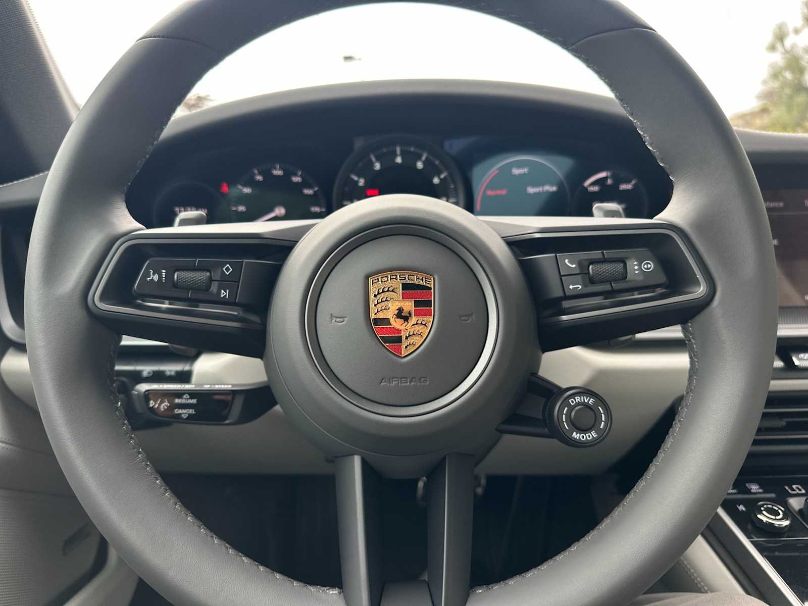 Thumbnail: 2024 Porsche 911 - 22