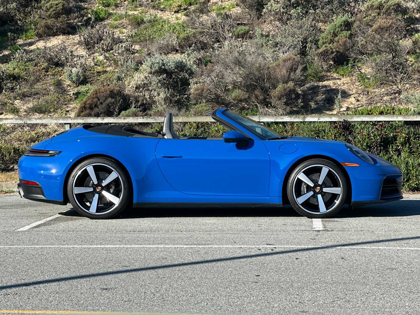 Thumbnail: 2025 Porsche 911 - 8