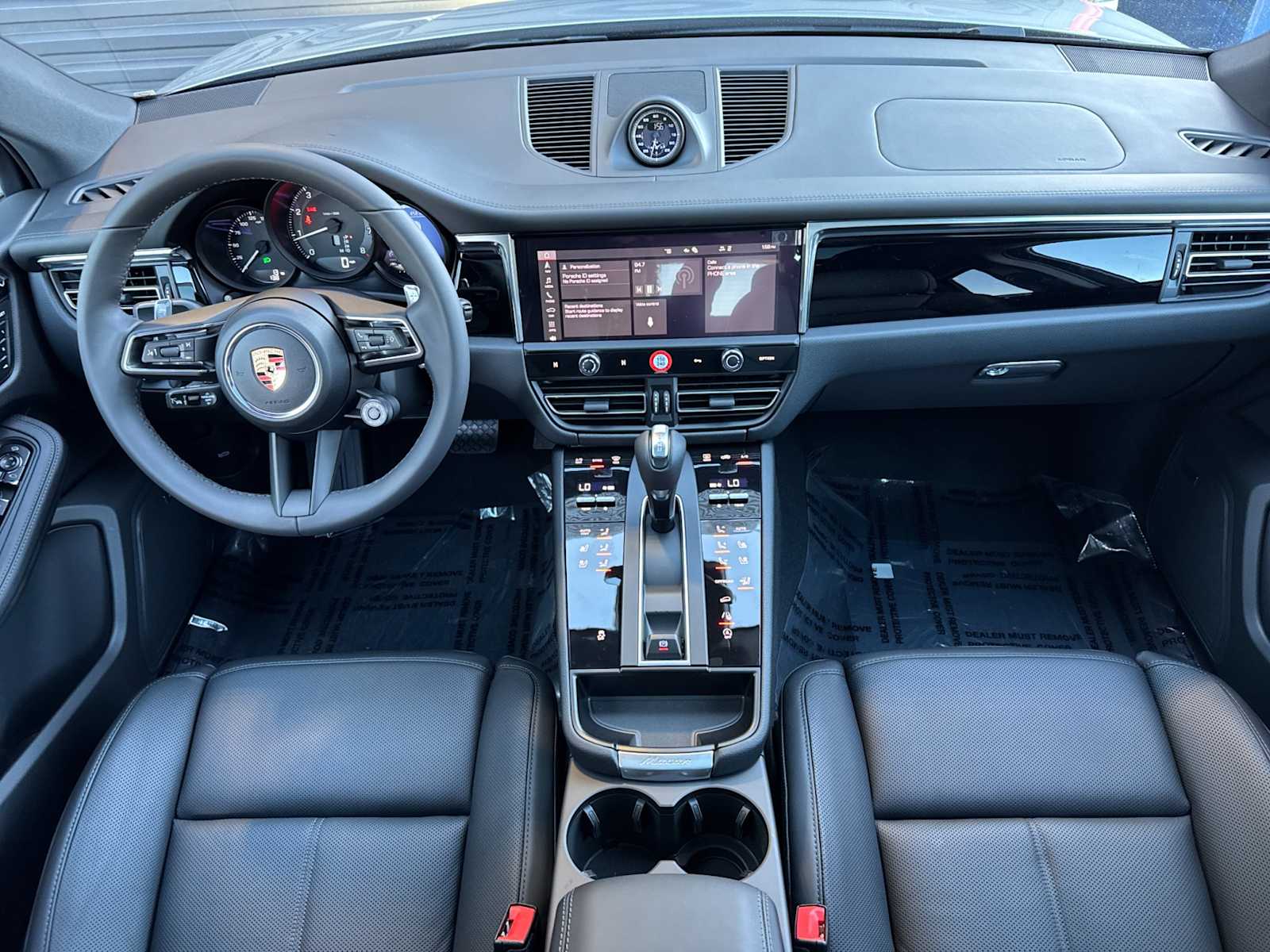 Thumbnail: 2026 Porsche Macan - 6