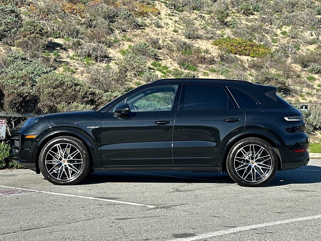 Certified 2025 Porsche Cayenne E-Hybrid E-Hybrid SUV
