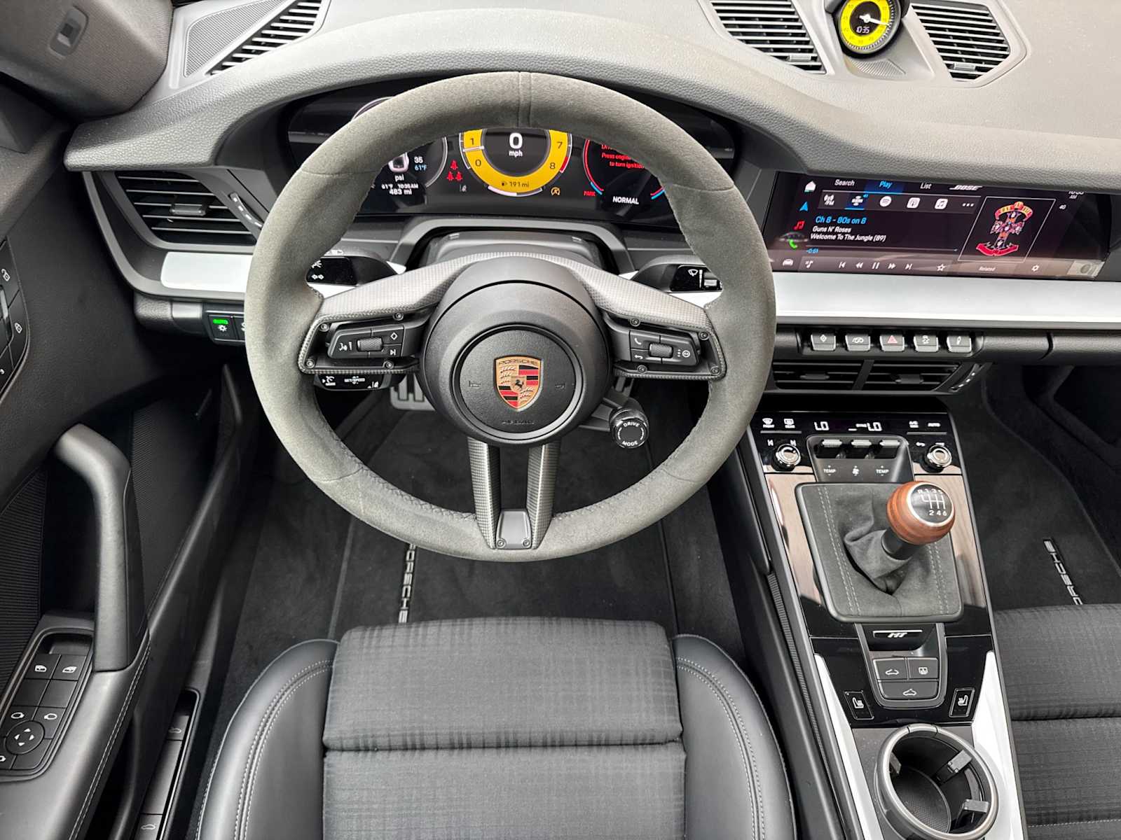 Thumbnail: 2025 Porsche 911 - 15