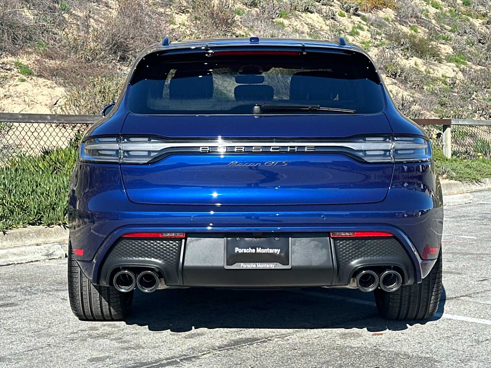 Thumbnail: 2026 Porsche Macan - 8
