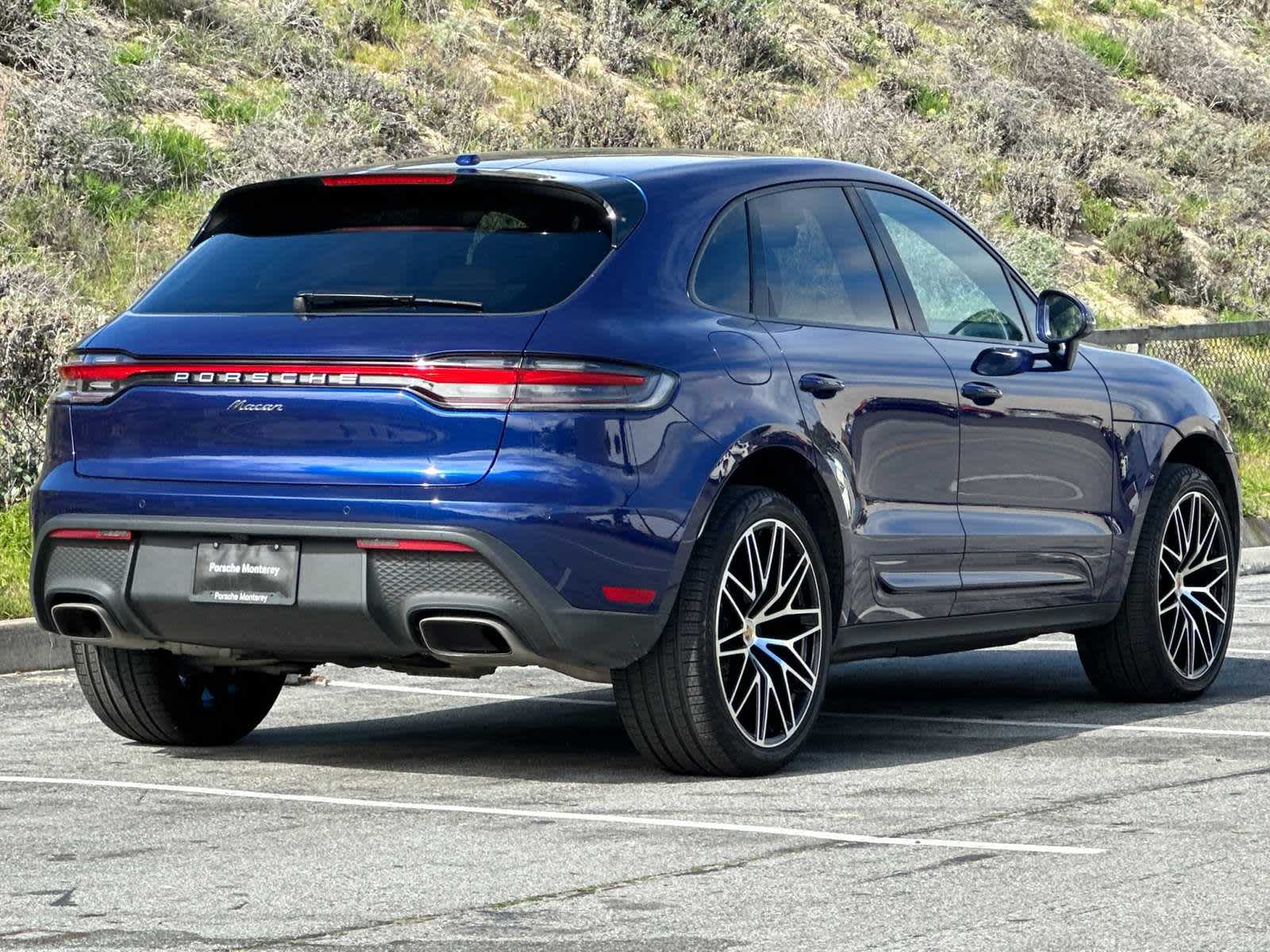 2024 Porsche Macan T 2