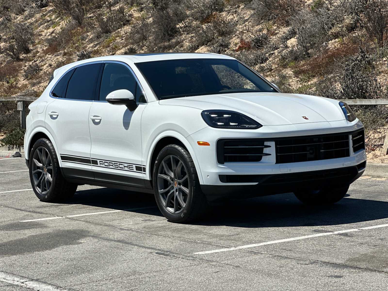 Thumbnail: 2025 Porsche Cayenne - 10