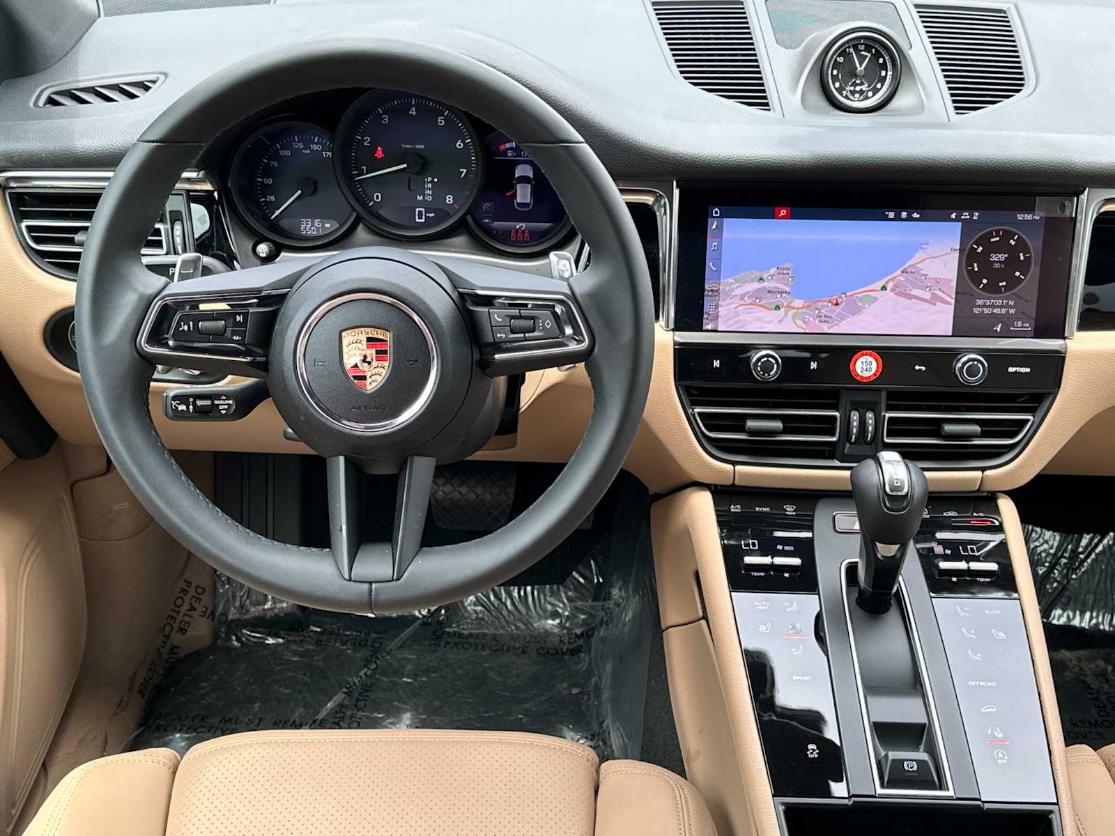 Thumbnail: 2025 Porsche Macan - 14