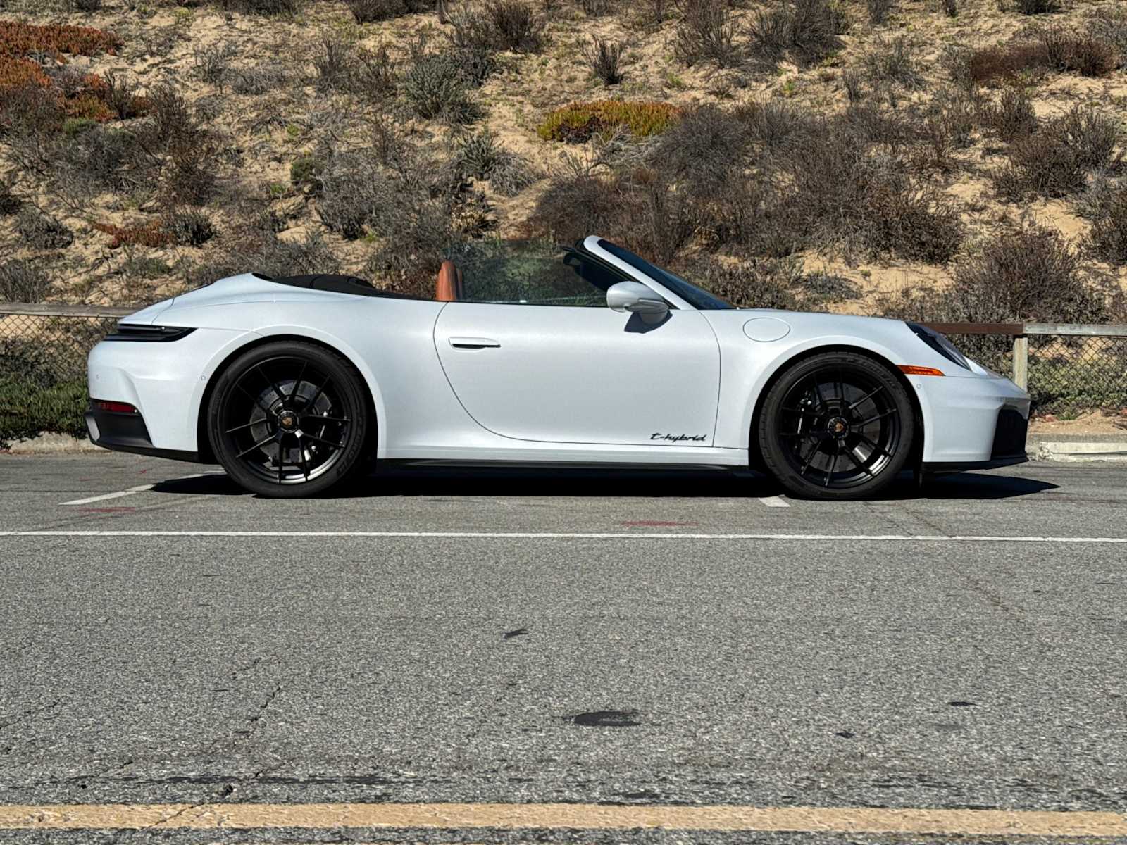 Thumbnail: 2025 Porsche 911 - 9