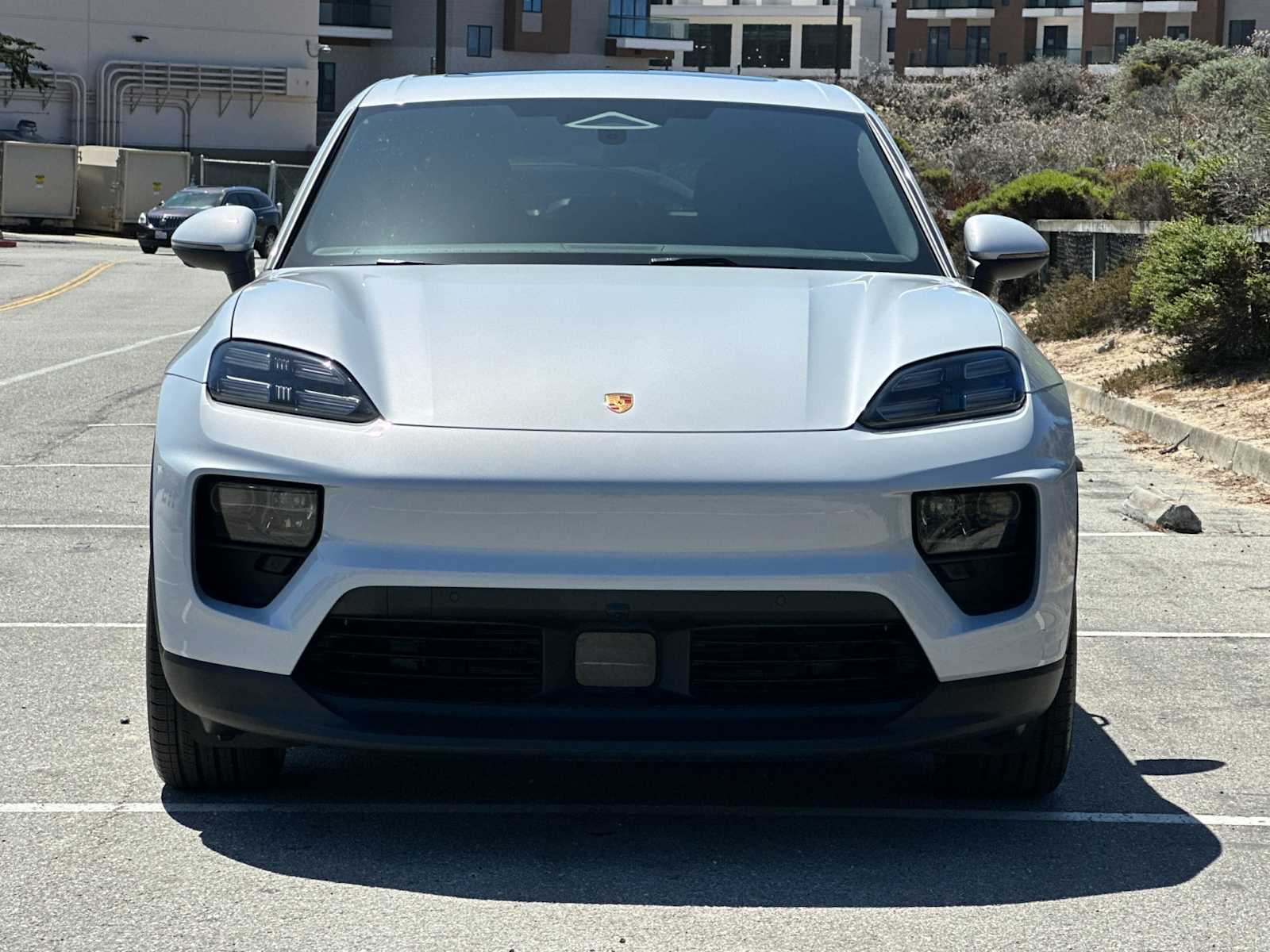 Thumbnail: 2025 Porsche Macan - 11