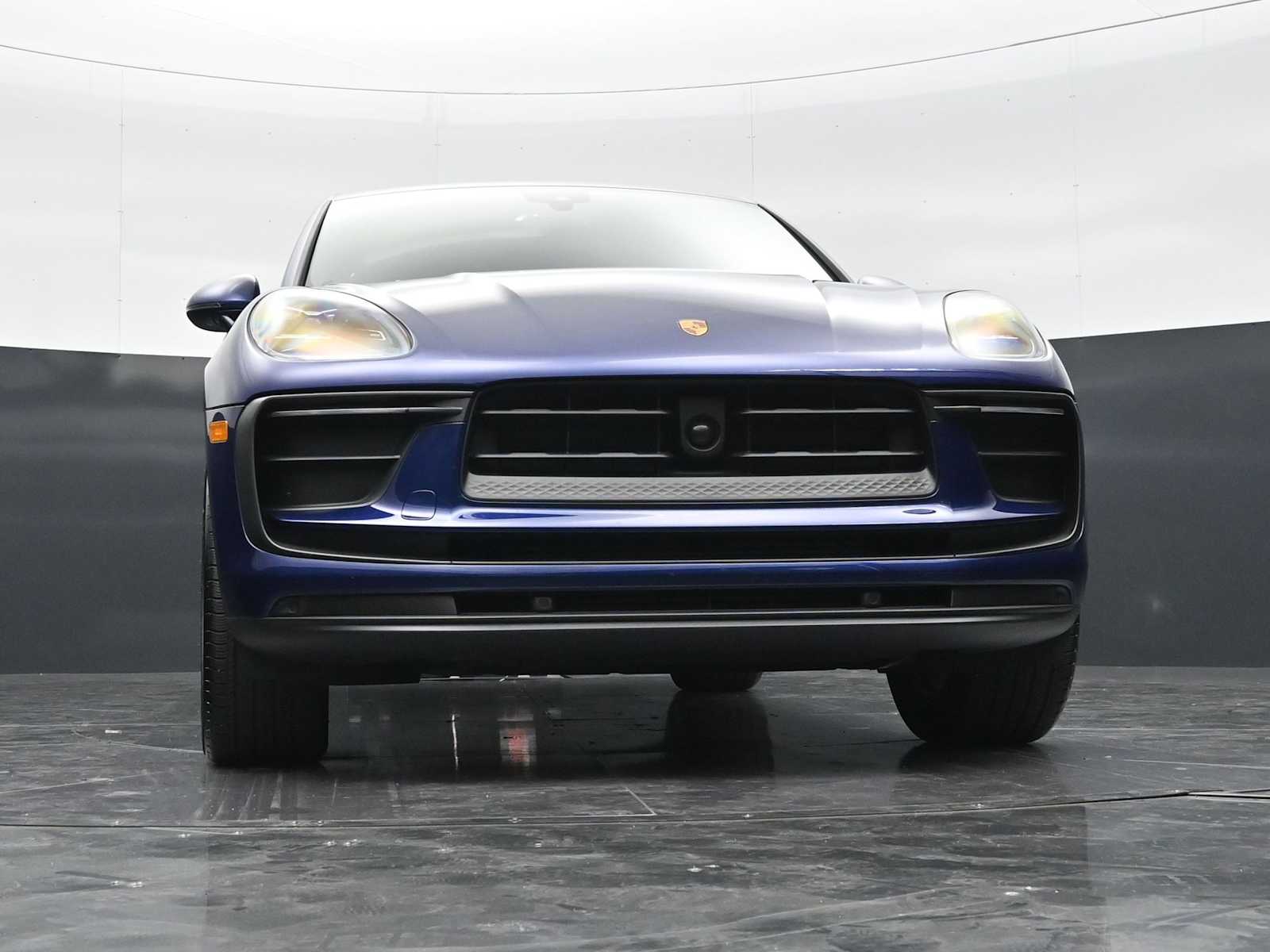 Thumbnail: 2026 Porsche Macan - 41