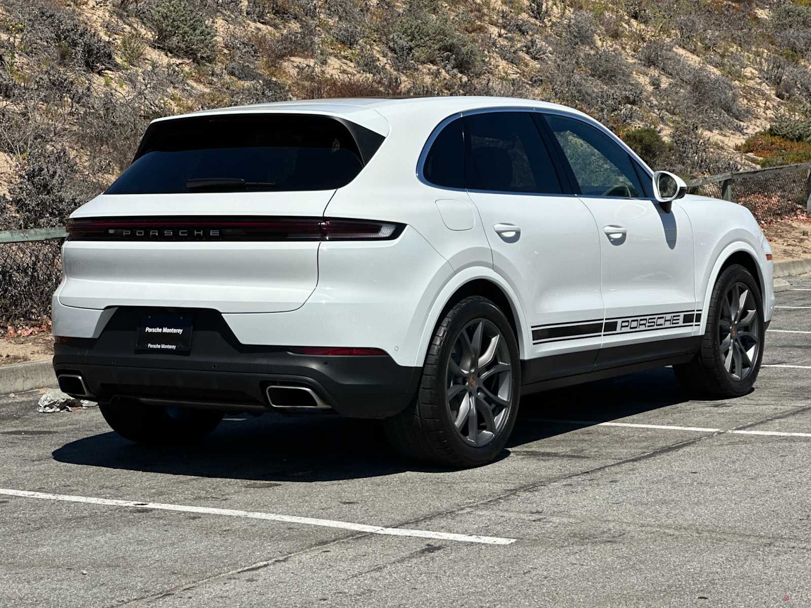 Thumbnail: 2025 Porsche Cayenne - 7