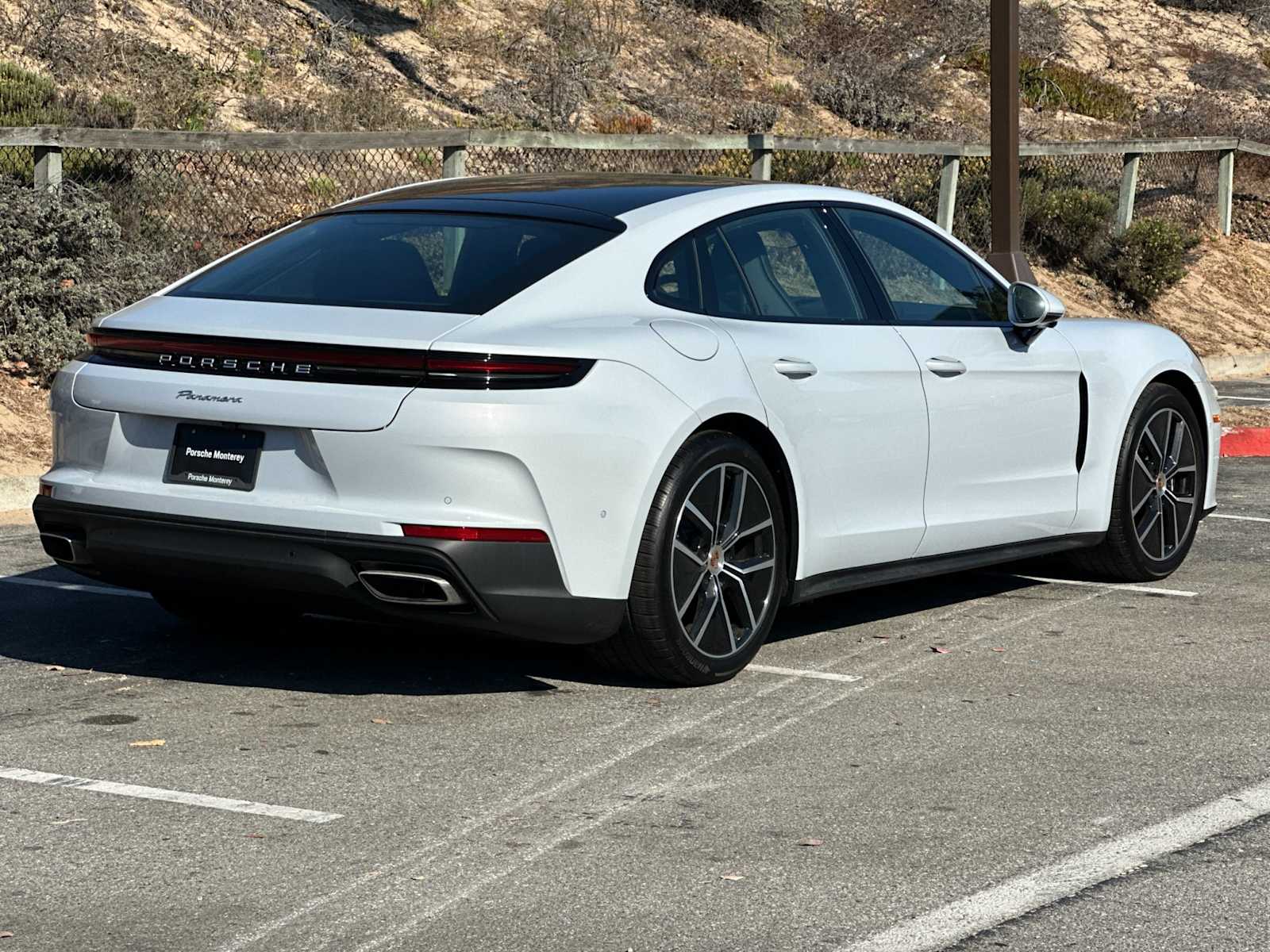 Thumbnail: 2024 Porsche Panamera - 7