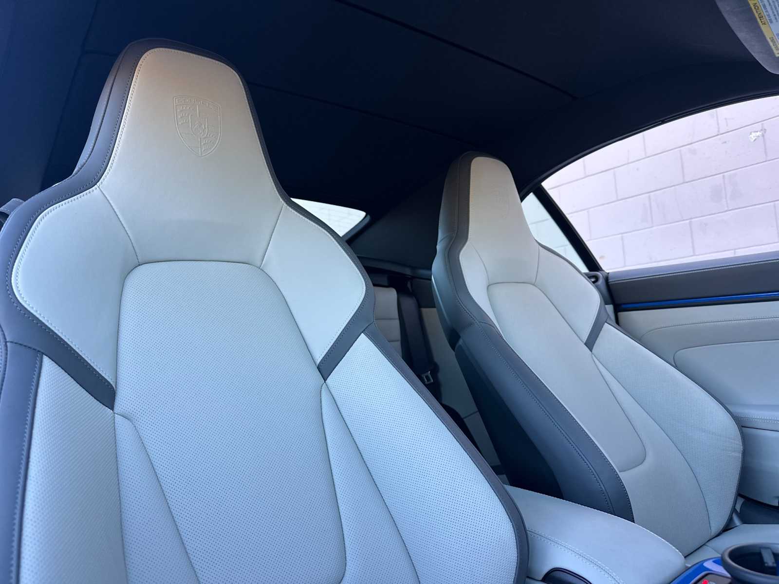 Thumbnail: 2025 Porsche 911 - 18