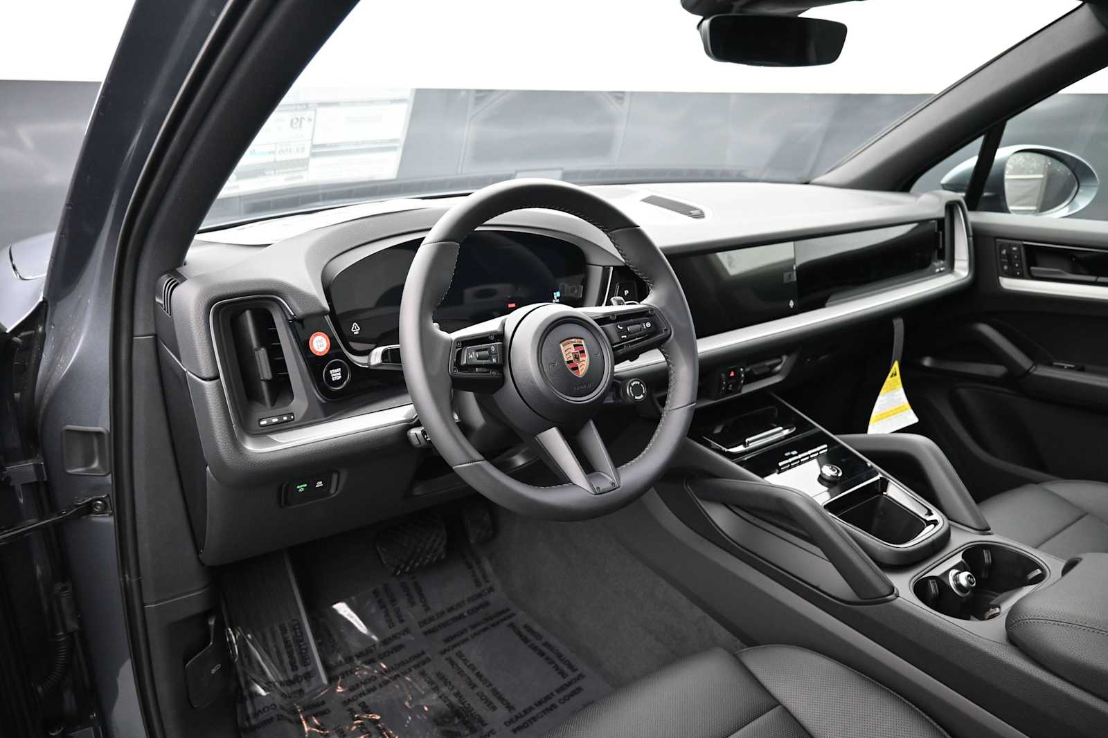 Thumbnail: 2026 Porsche Cayenne - 4