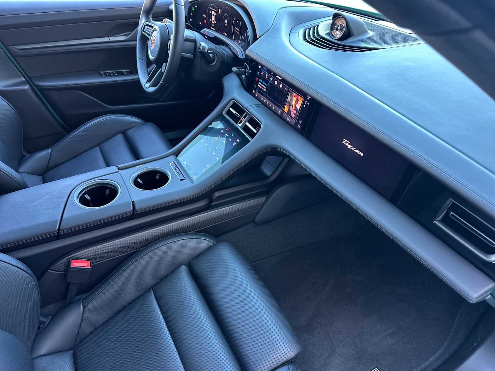 Thumbnail: 2024 Porsche Taycan - 16