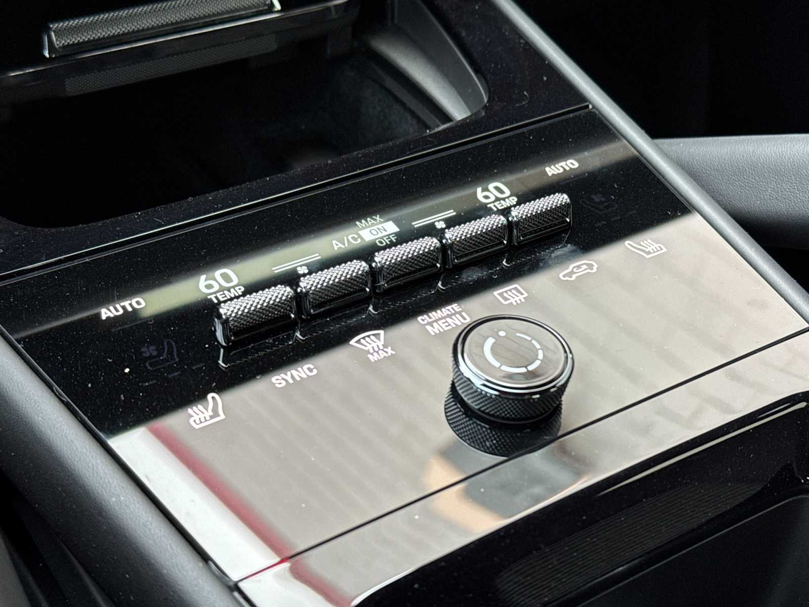 Thumbnail: 2025 Porsche  - 22