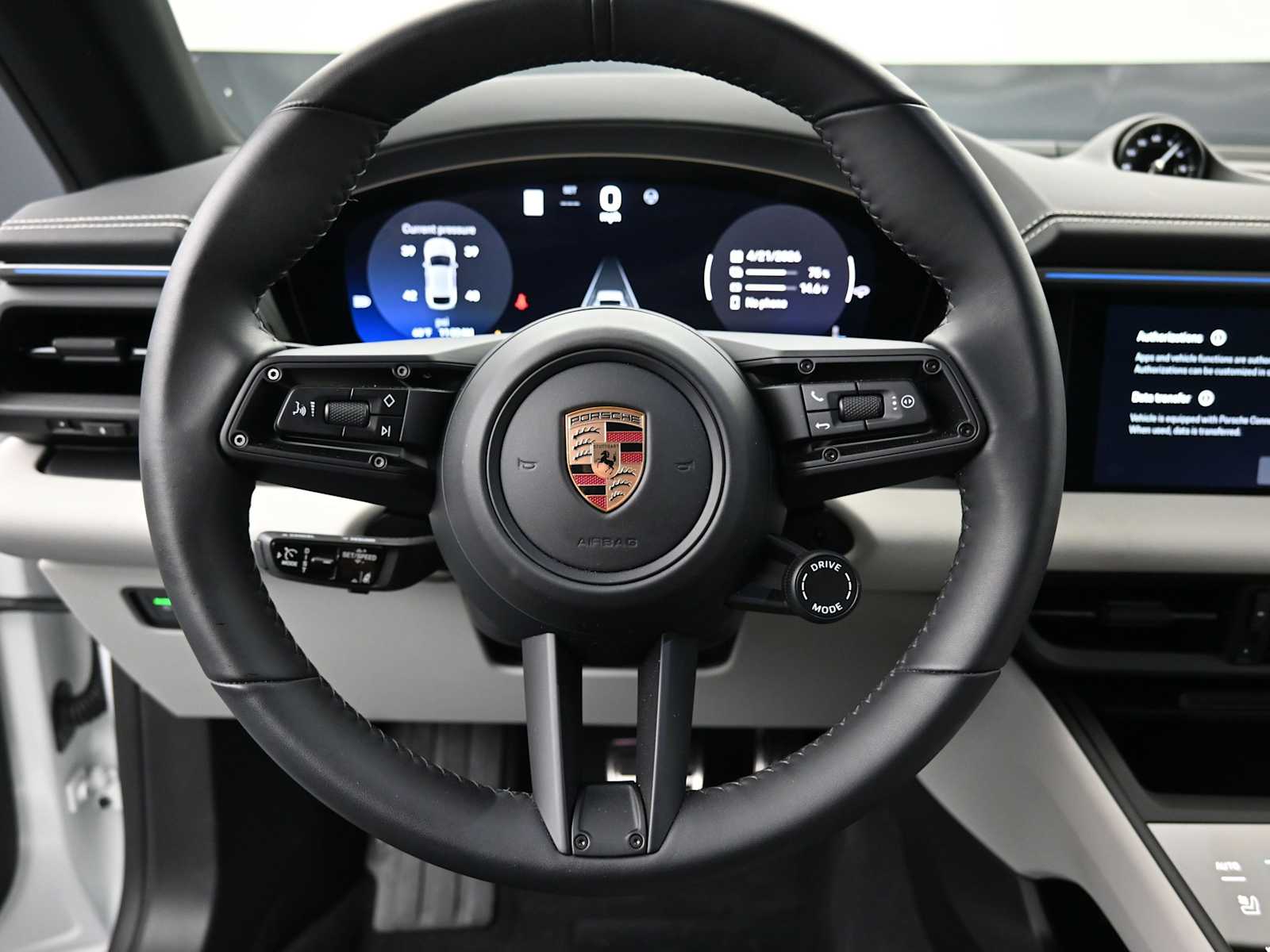 Thumbnail: 2025 Porsche Macan - 9