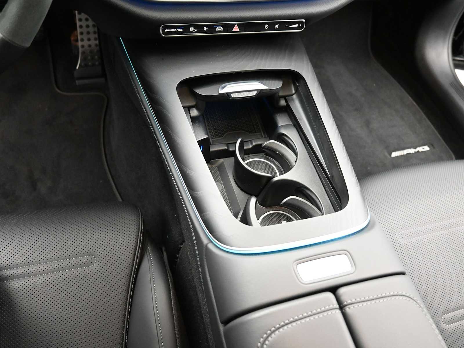 Thumbnail: 2025 Mercedes-Benz E-Class - 11