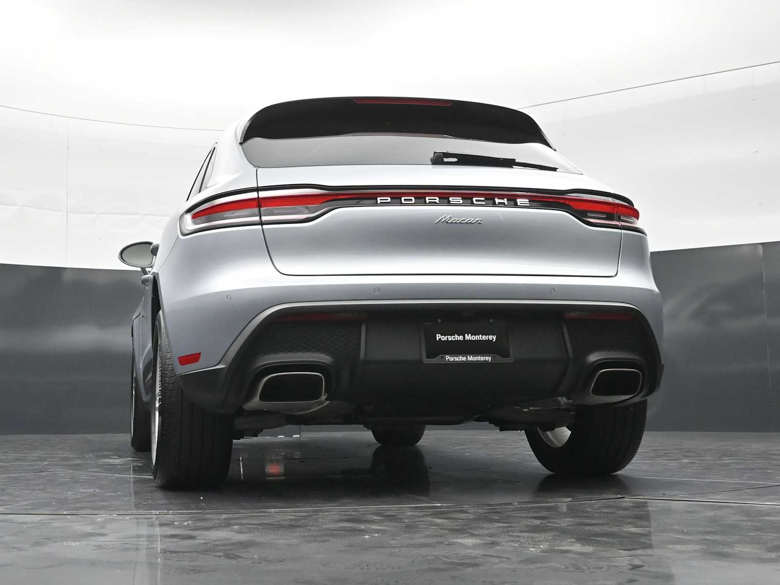 2025 Porsche Macan Base - Photo 38