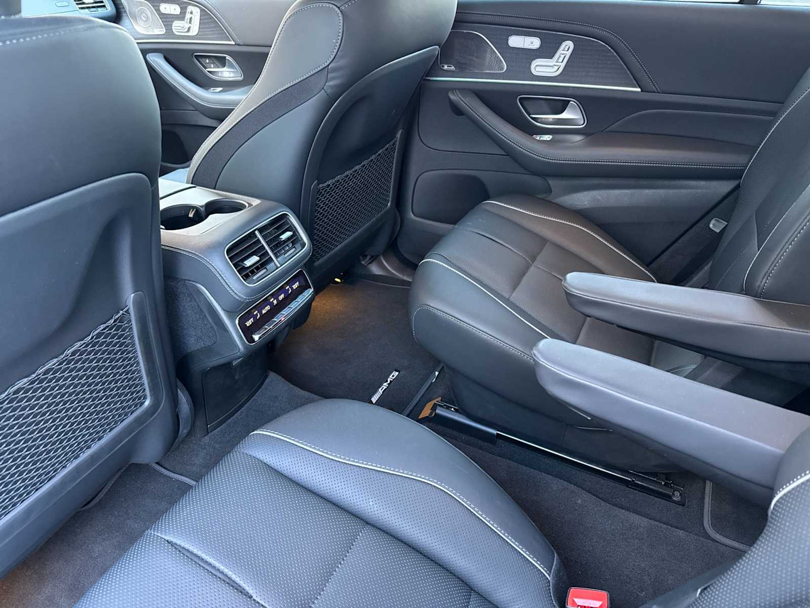 Thumbnail: 2022 Mercedes-Benz GLS - 14