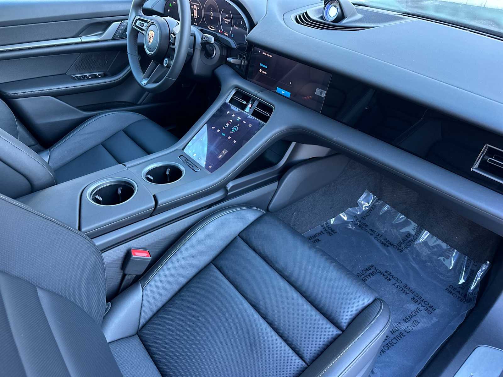 Thumbnail: 2025 Porsche Taycan - 16